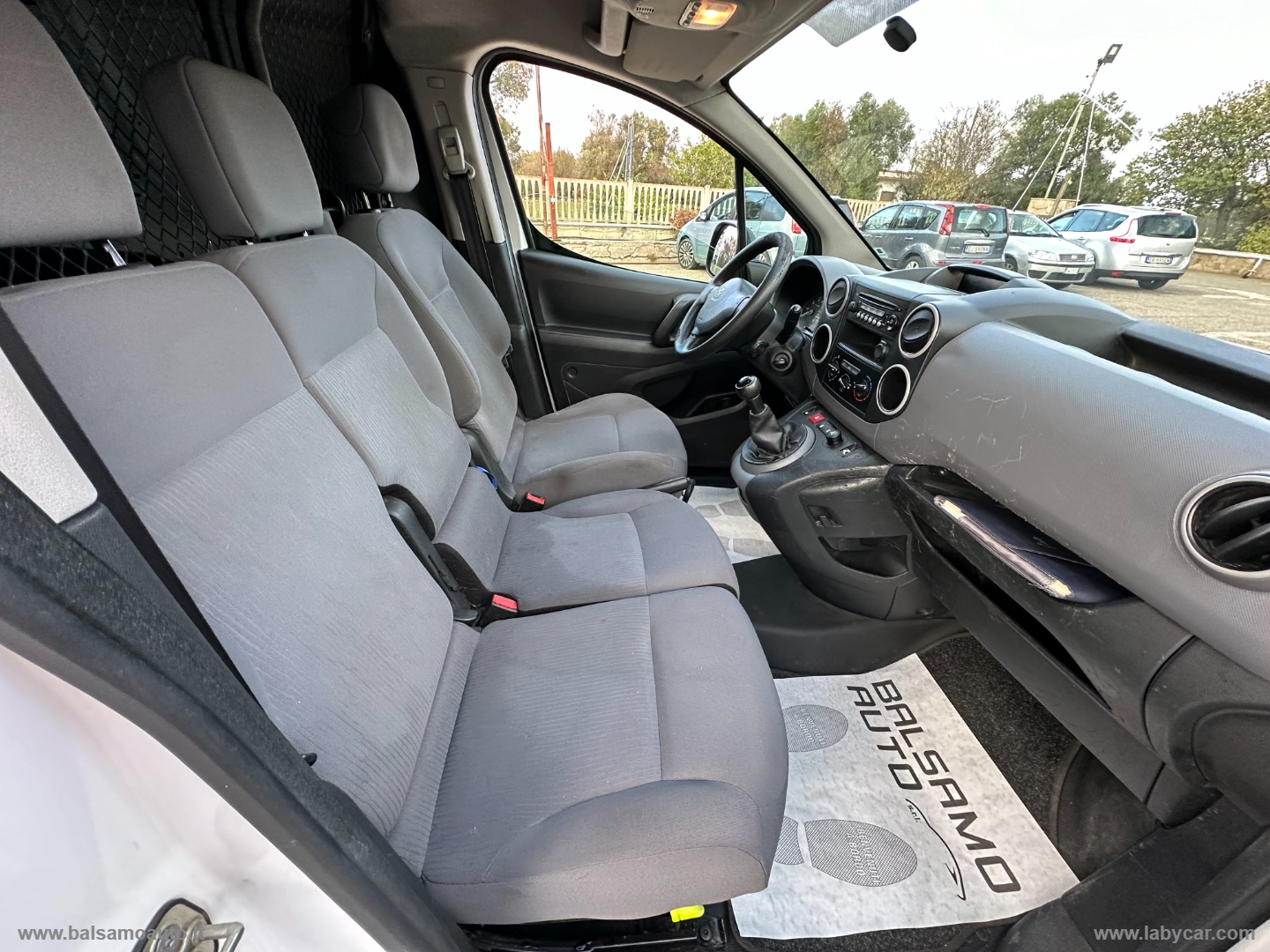 Partner BlueHDi 100 - immagine 14