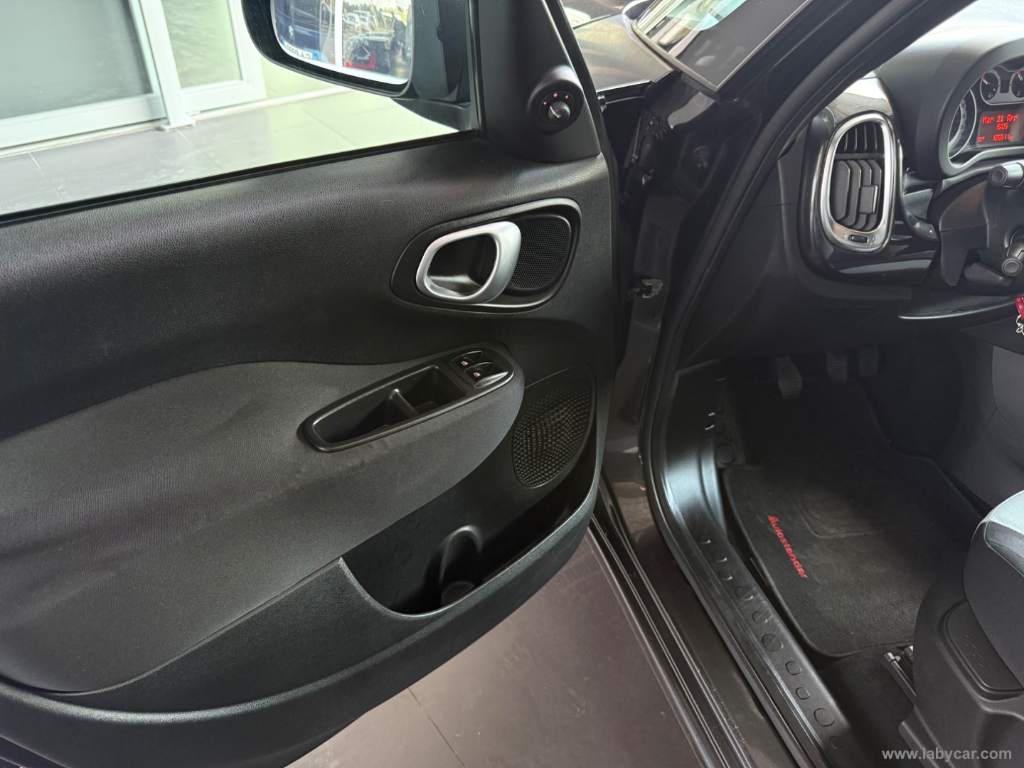 500L 1.3 MJT 85 CV Lounge - immagine 14