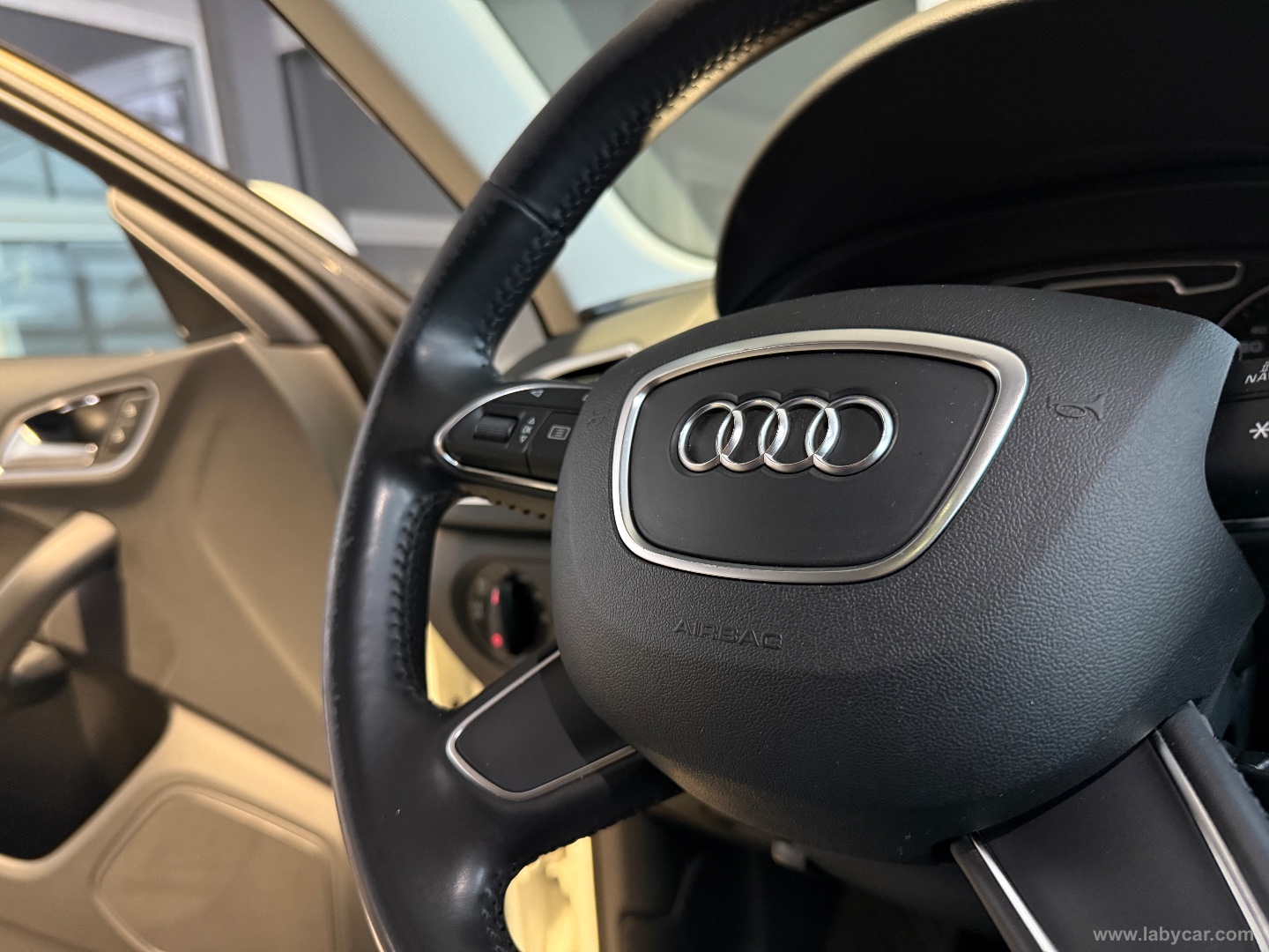 Q3 2.0 TDI quattro TETTO APRIBILE - immagine 14