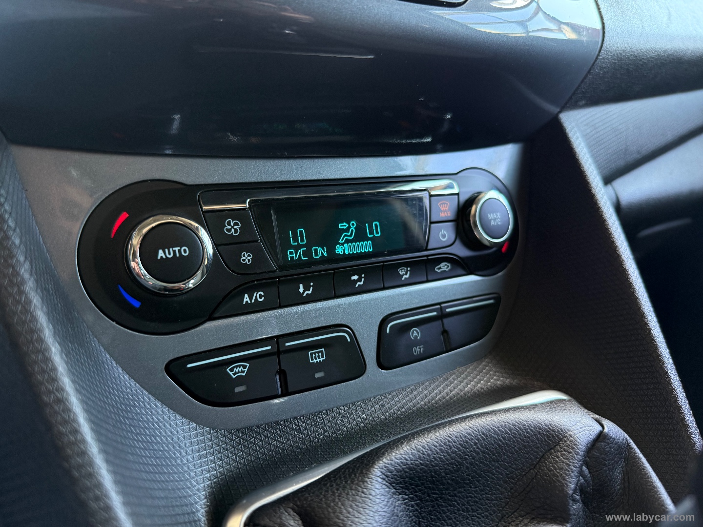 Tourneo Connect 1.5 TDCi 120 CV Plus - immagine 14