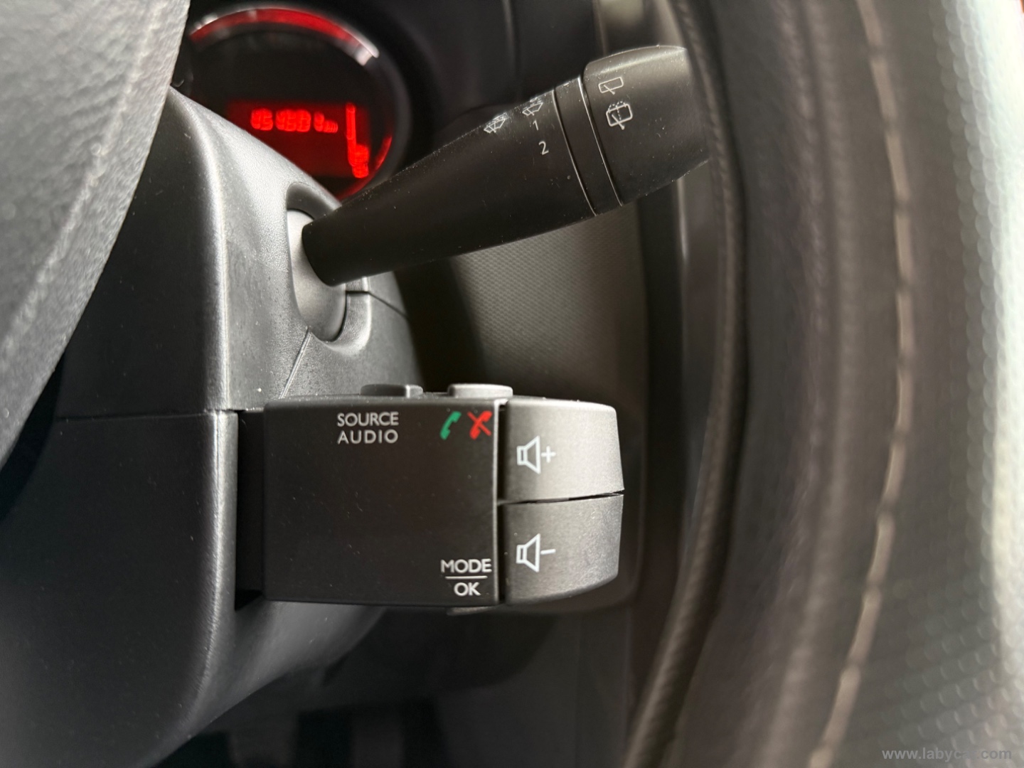 Duster 1.5 dCi 110 CV 4x4 Ambiance - immagine 14