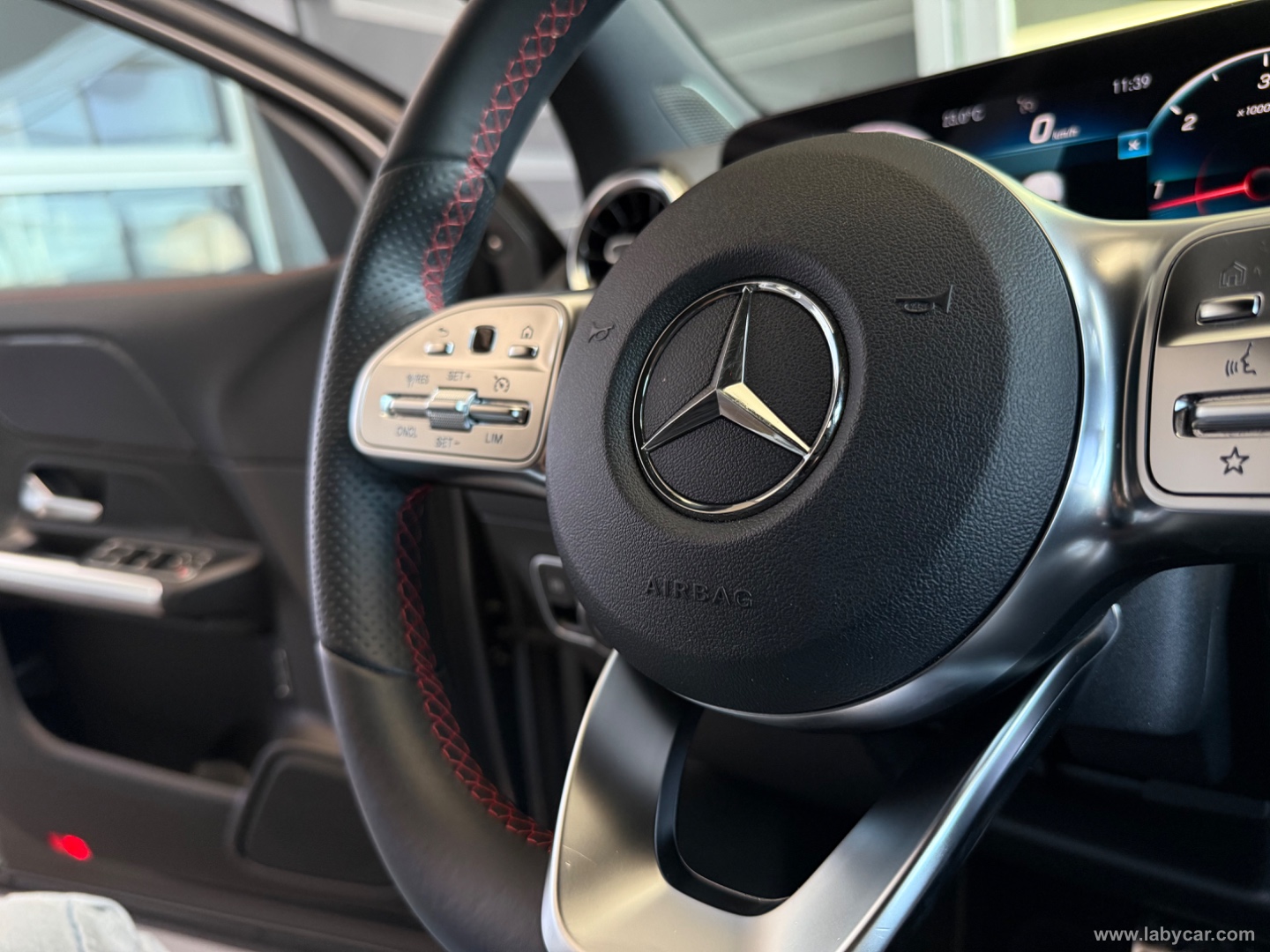 GLA 200 d Automatic Premium - immagine 14