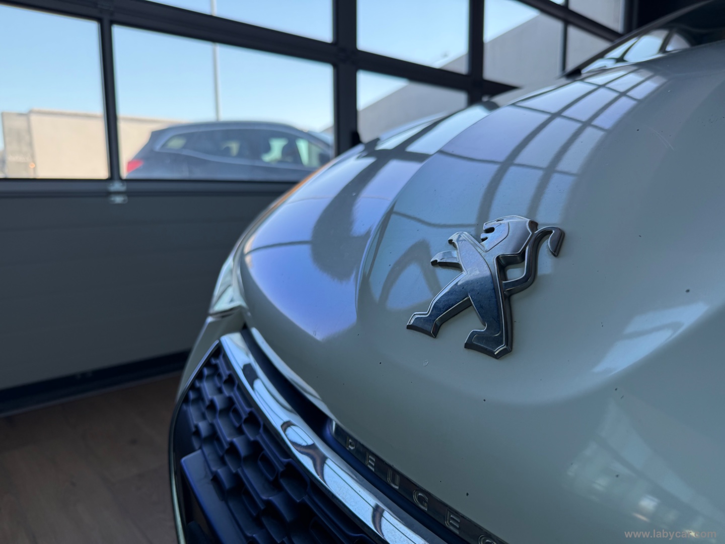 208 1.2 VTi 82 CV 5p. Access - immagine 14