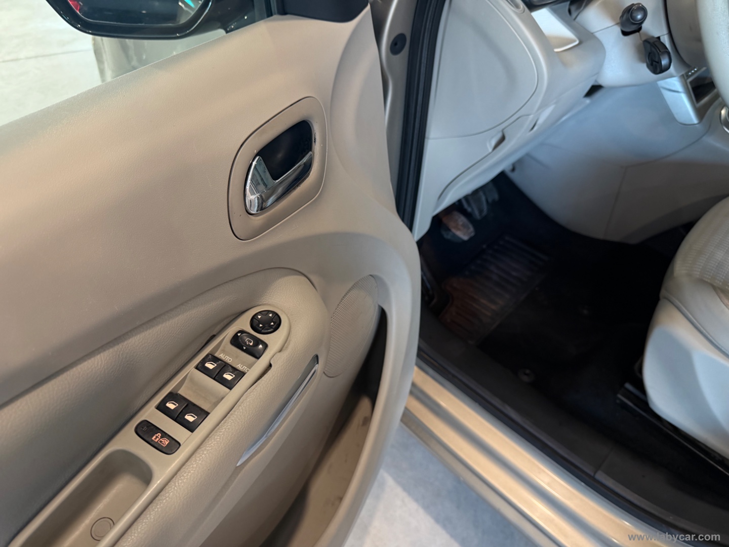 C3 Picasso 1.6 HDi 110 air. Style - immagine 14