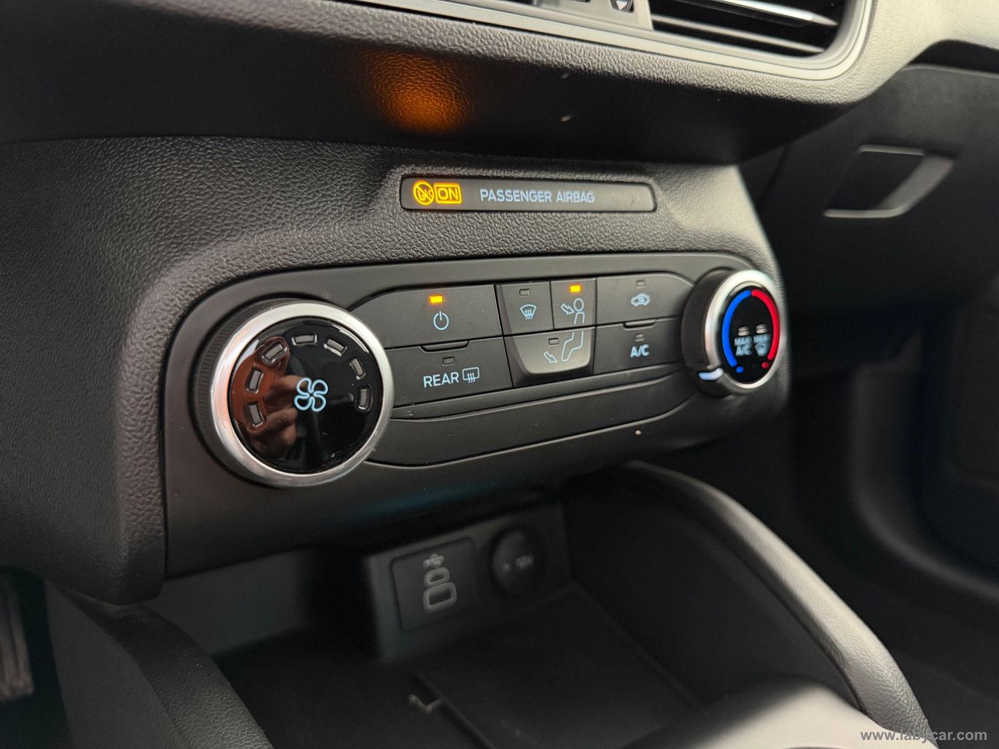 Focus 1.5 EcoBlue 120CV 5p. Active - immagine 14