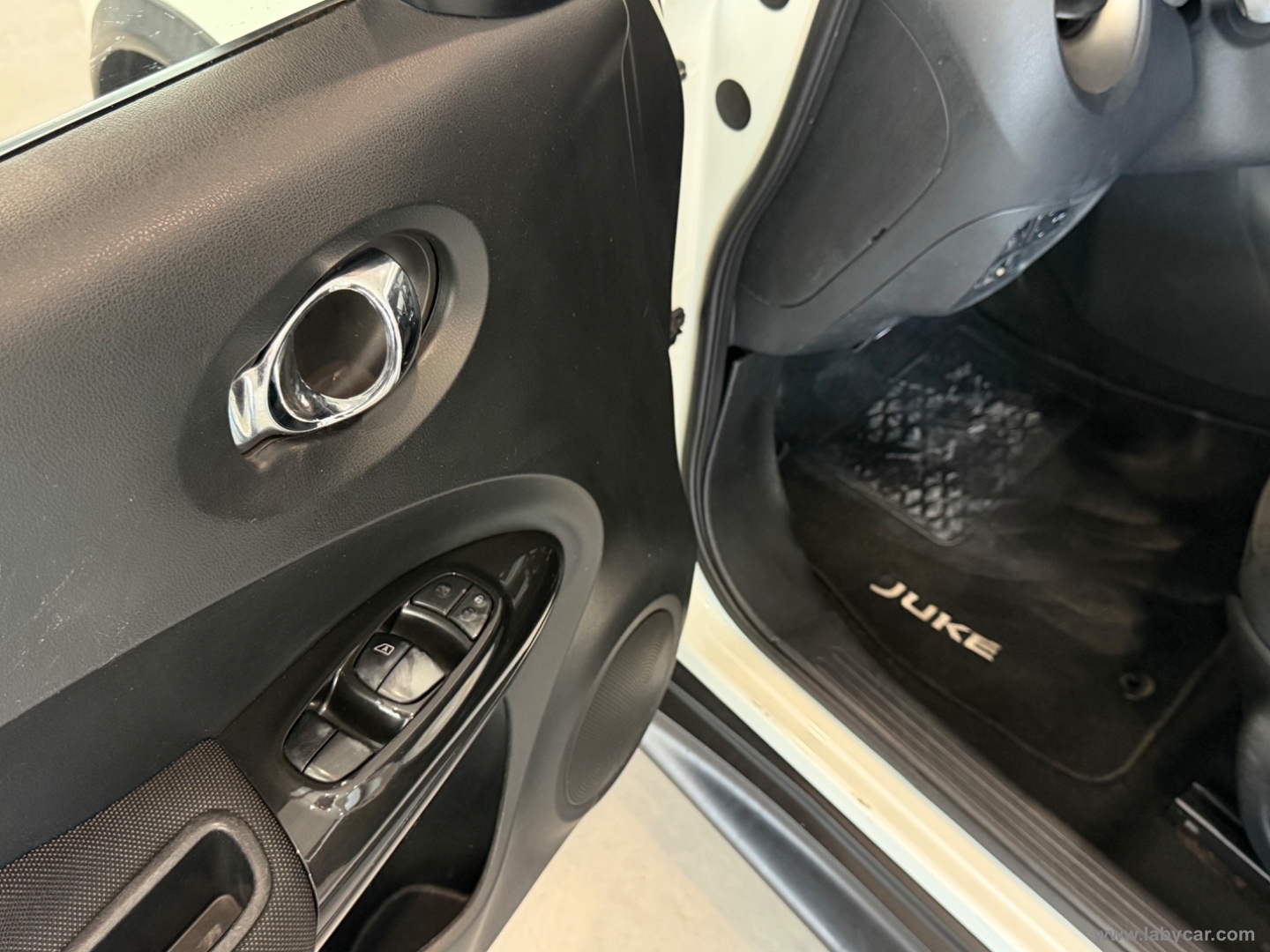 Juke 1.6 Acenta - immagine 14