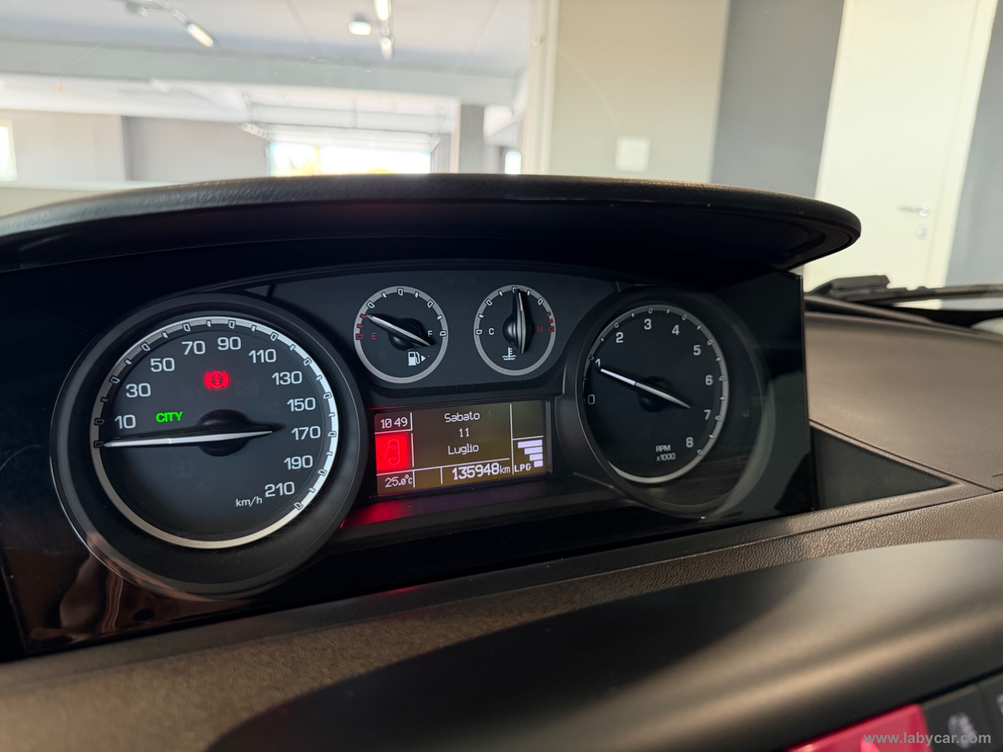 Ypsilon 1.2 69 CV 5p. GPL Ecochic Silver - immagine 14