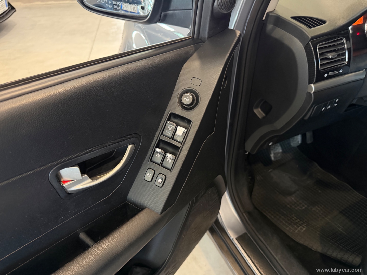 Korando 2.0 2WD MT GPL C - immagine 14