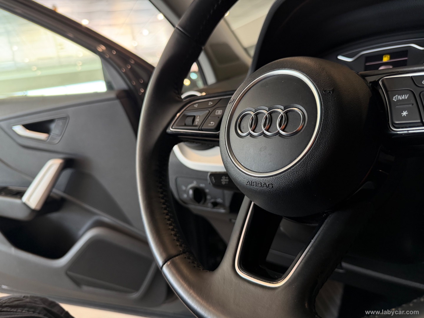 Q2 30 TDI S tronic - immagine 14