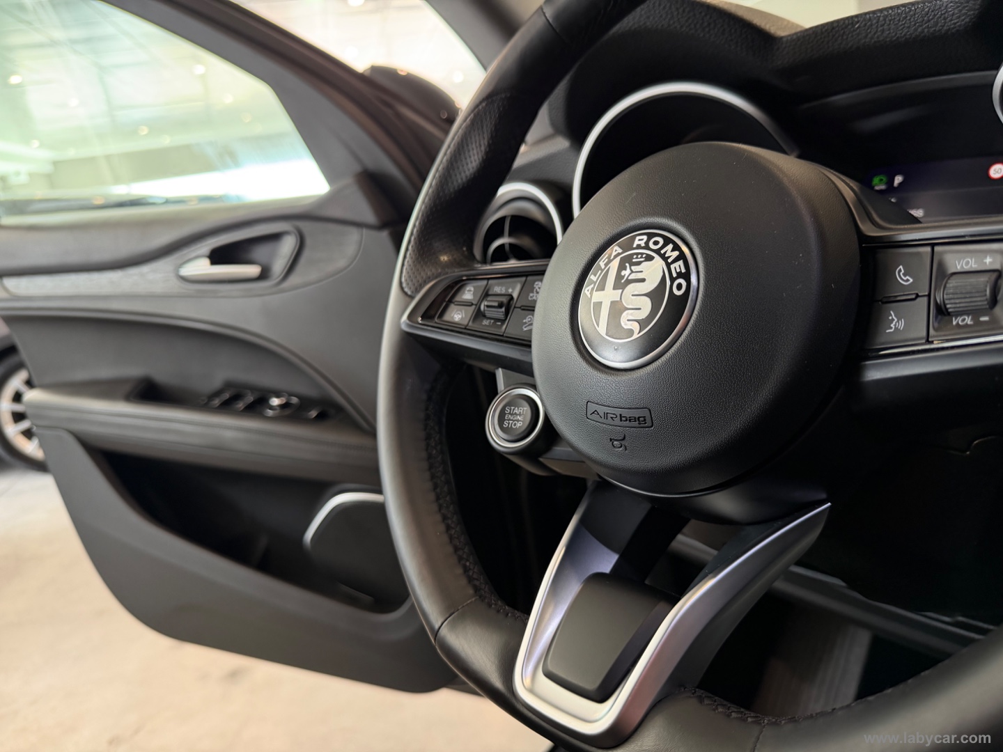 Stelvio 2.2 T.diesel 190 CV AT8 Q4 Bus. - immagine 14