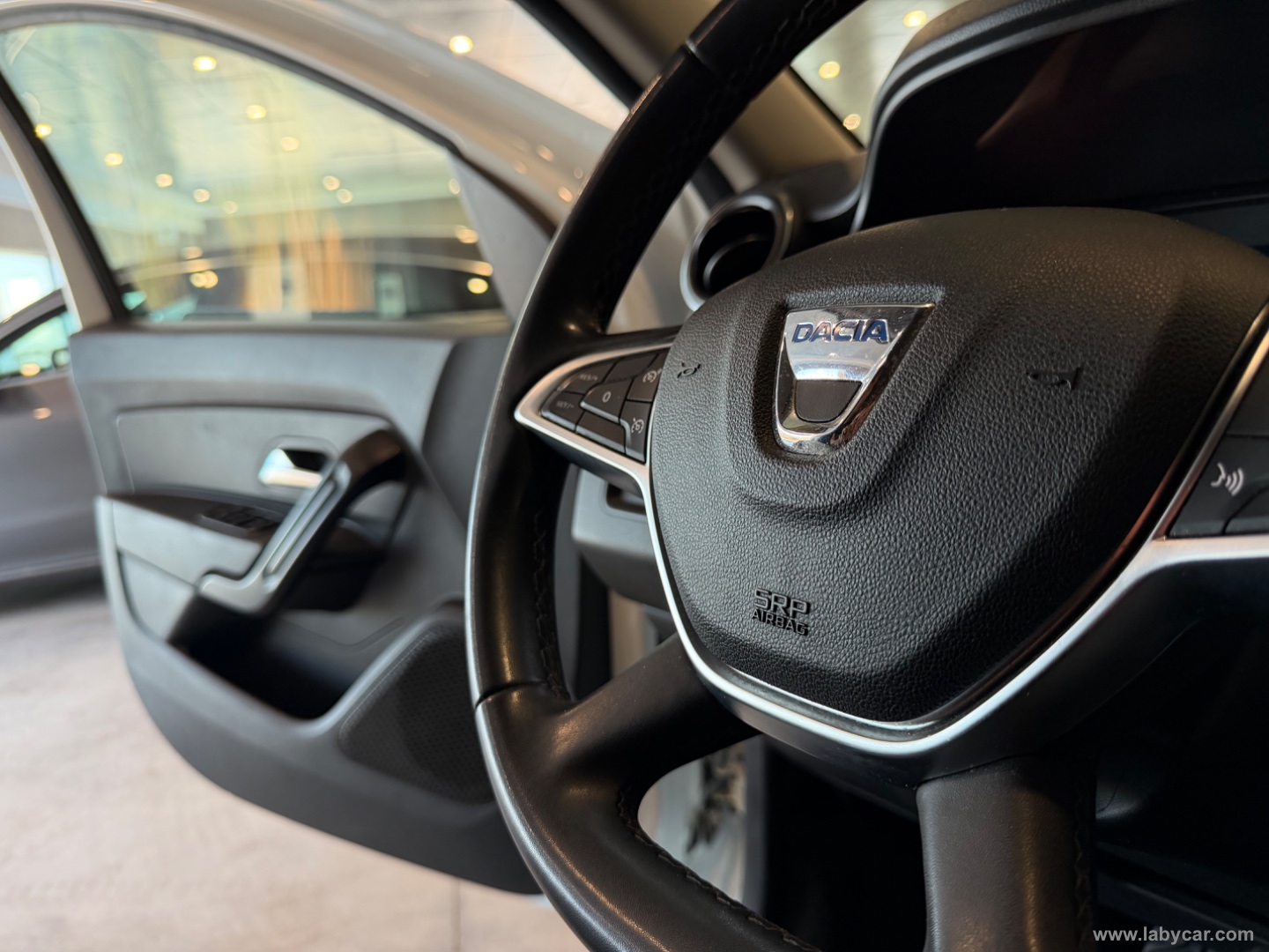 Duster 1.5 Blue dCi 8V 115CV 4x2 Comfort - immagine 14
