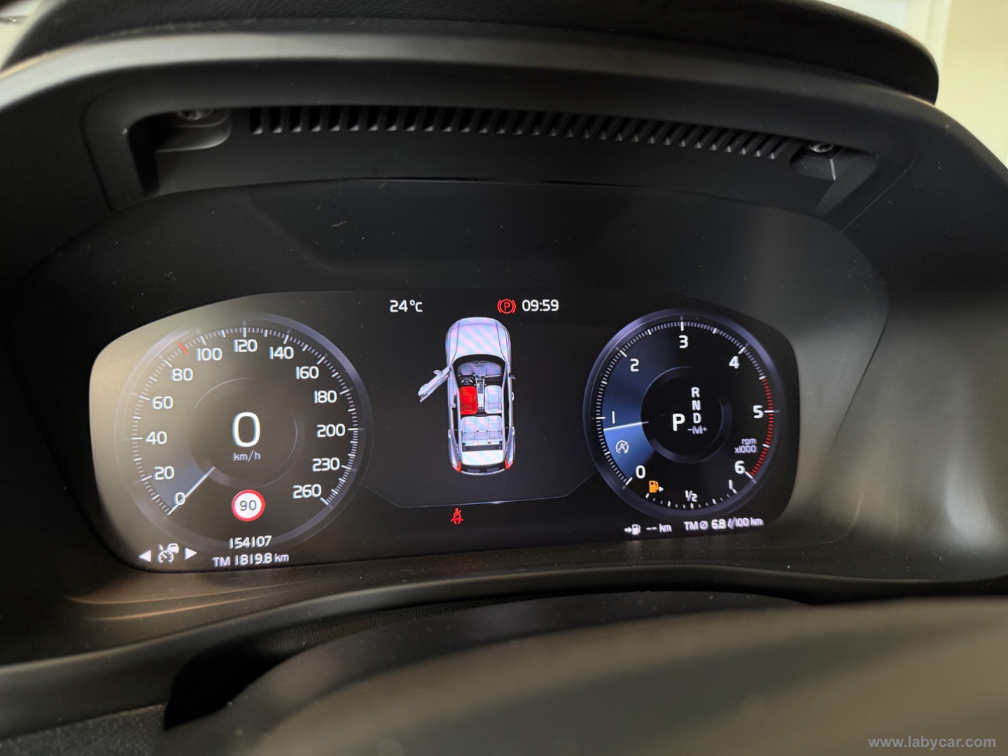 XC40 D3 Geartronic R-design - immagine 14