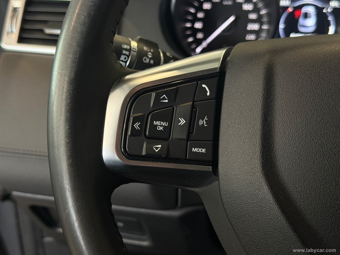 Discovery Sport 2.0 TD4 150 CV Pure - immagine 14