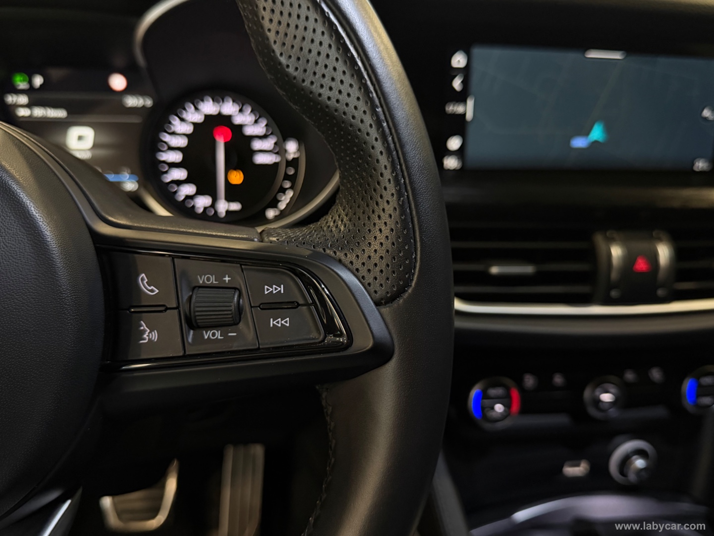 Stelvio 2.2 T.d. 190 CV AT8 Q4 Sup. Bus. - immagine 14