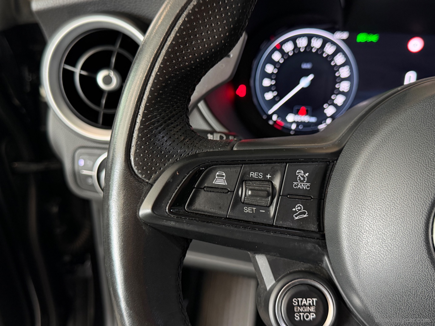 Stelvio 2.2 T.diesel 210CV AT8 Q4 Sprint - immagine 14