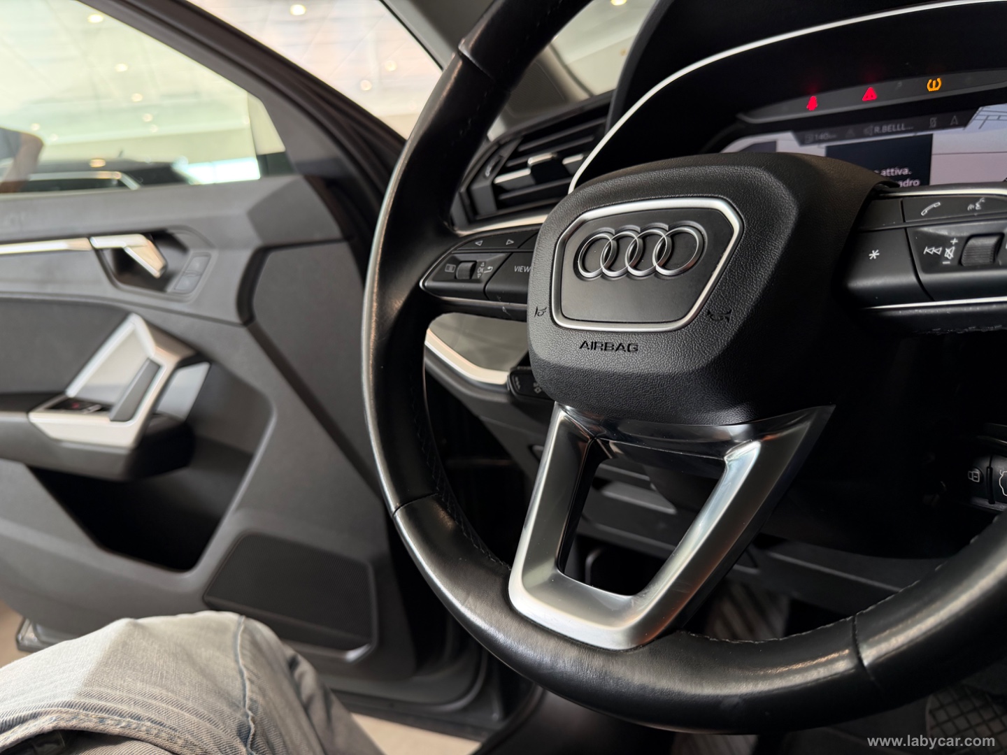 Q3 35 TDI S tronic Business Advanced - immagine 14