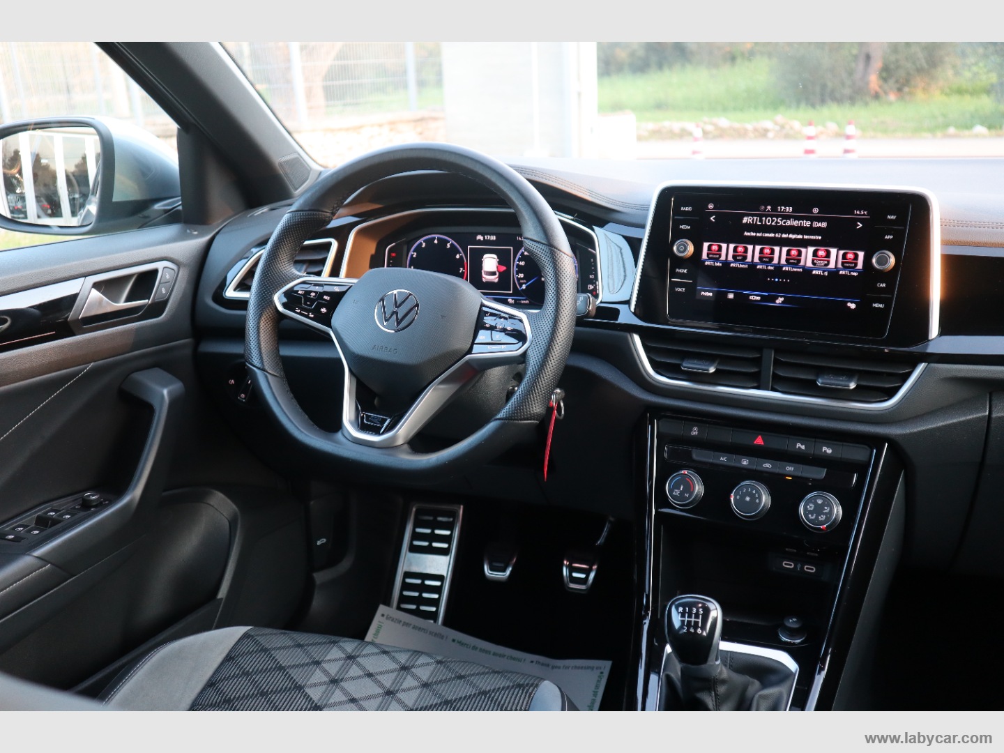 T-Roc 1.0 TSI R-Line - immagine 14