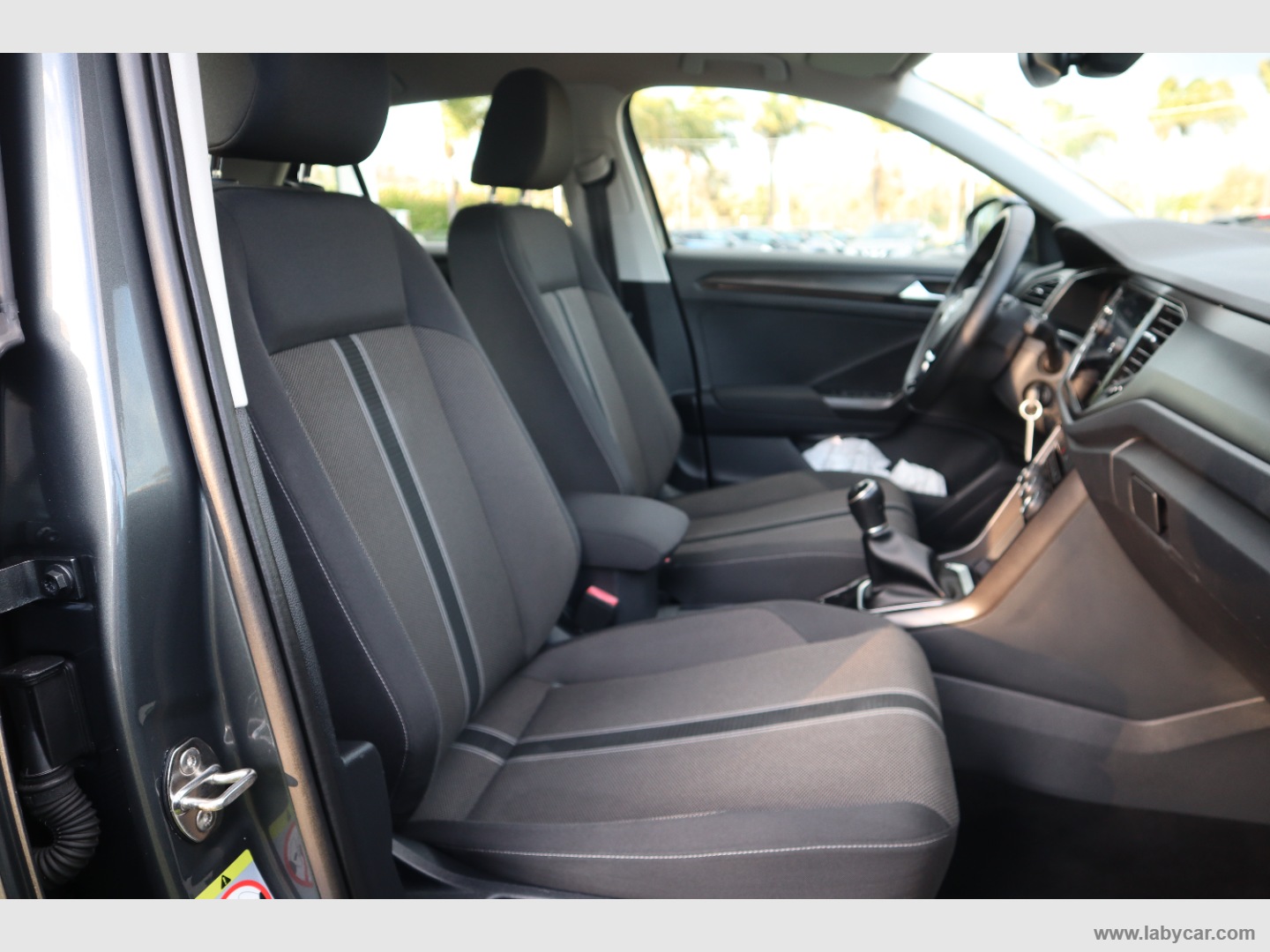 T-Roc 1.6 TDI SCR Advanced BlueMot.Tech. - immagine 14