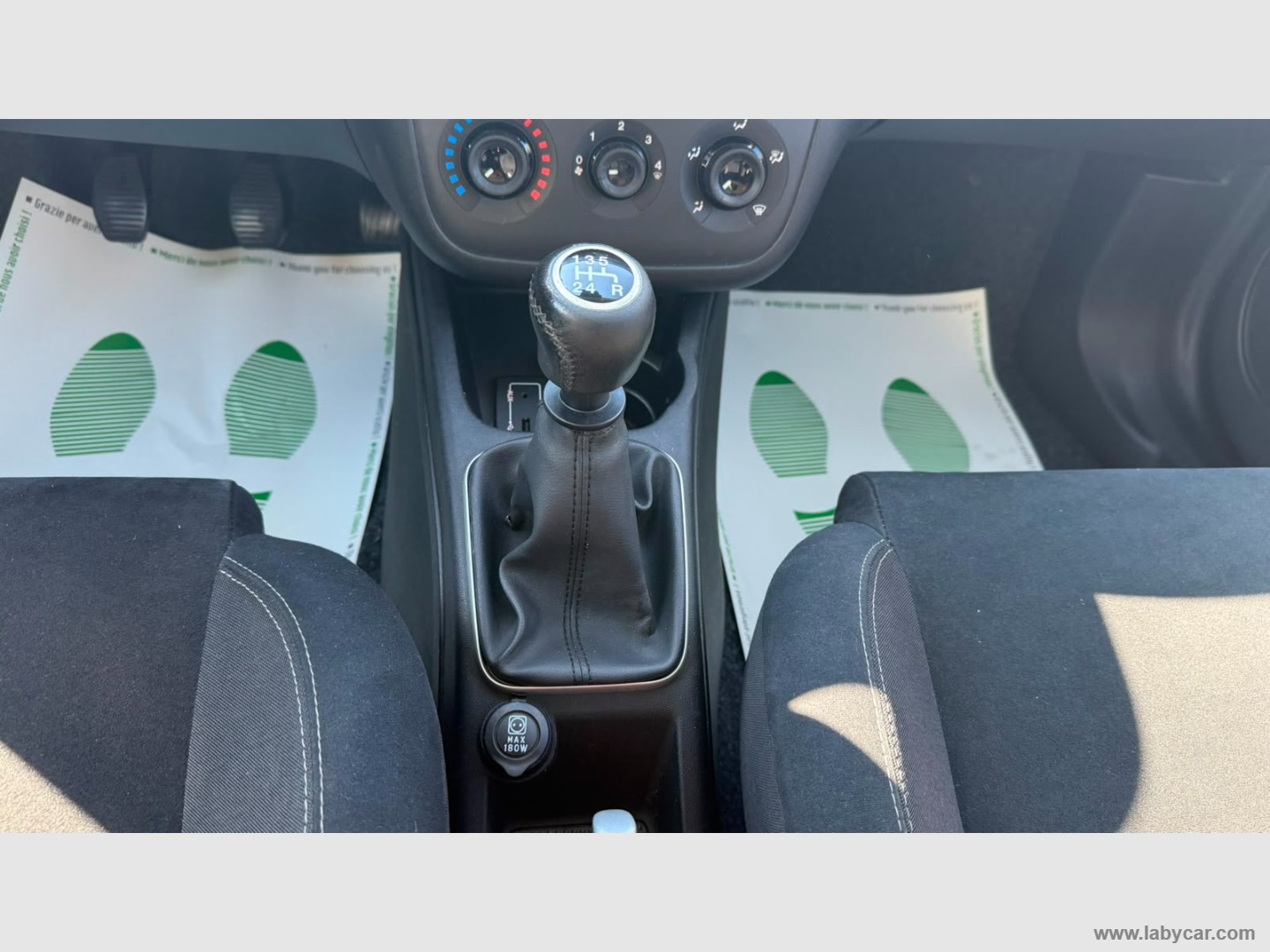 Punto 1.2 8V 5p. Lounge - immagine 14