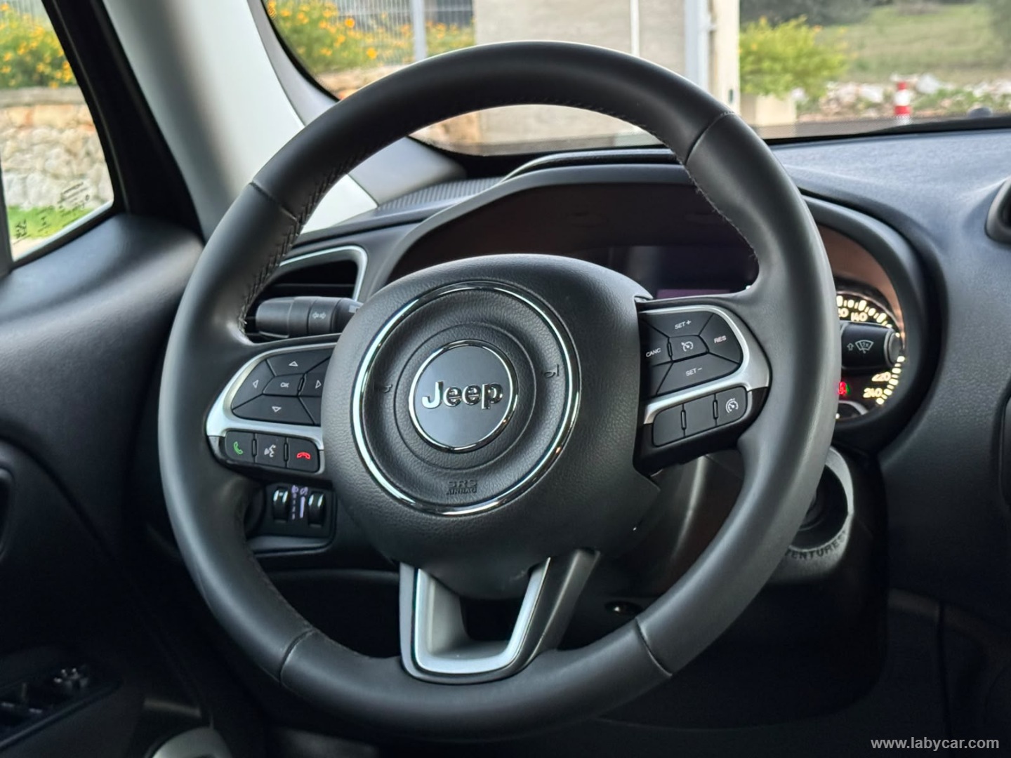 Renegade 1.6 Mjt 120CV Limited - immagine 14