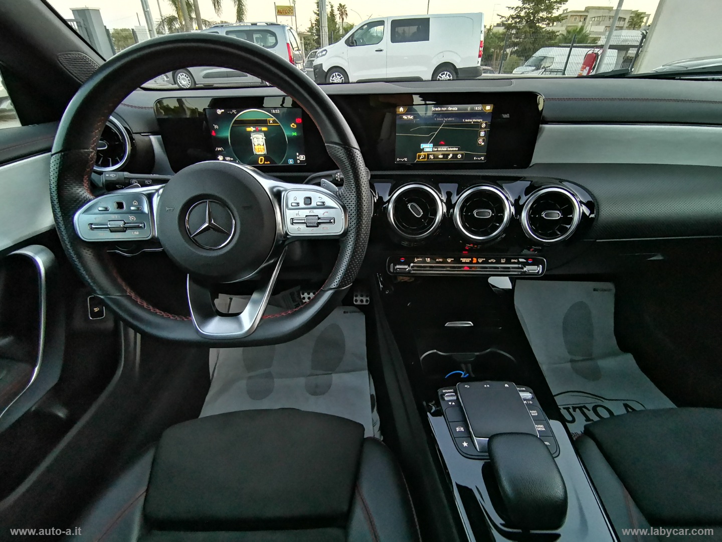 CLA 180 d Aut. Shooting Brake Premium - immagine 14