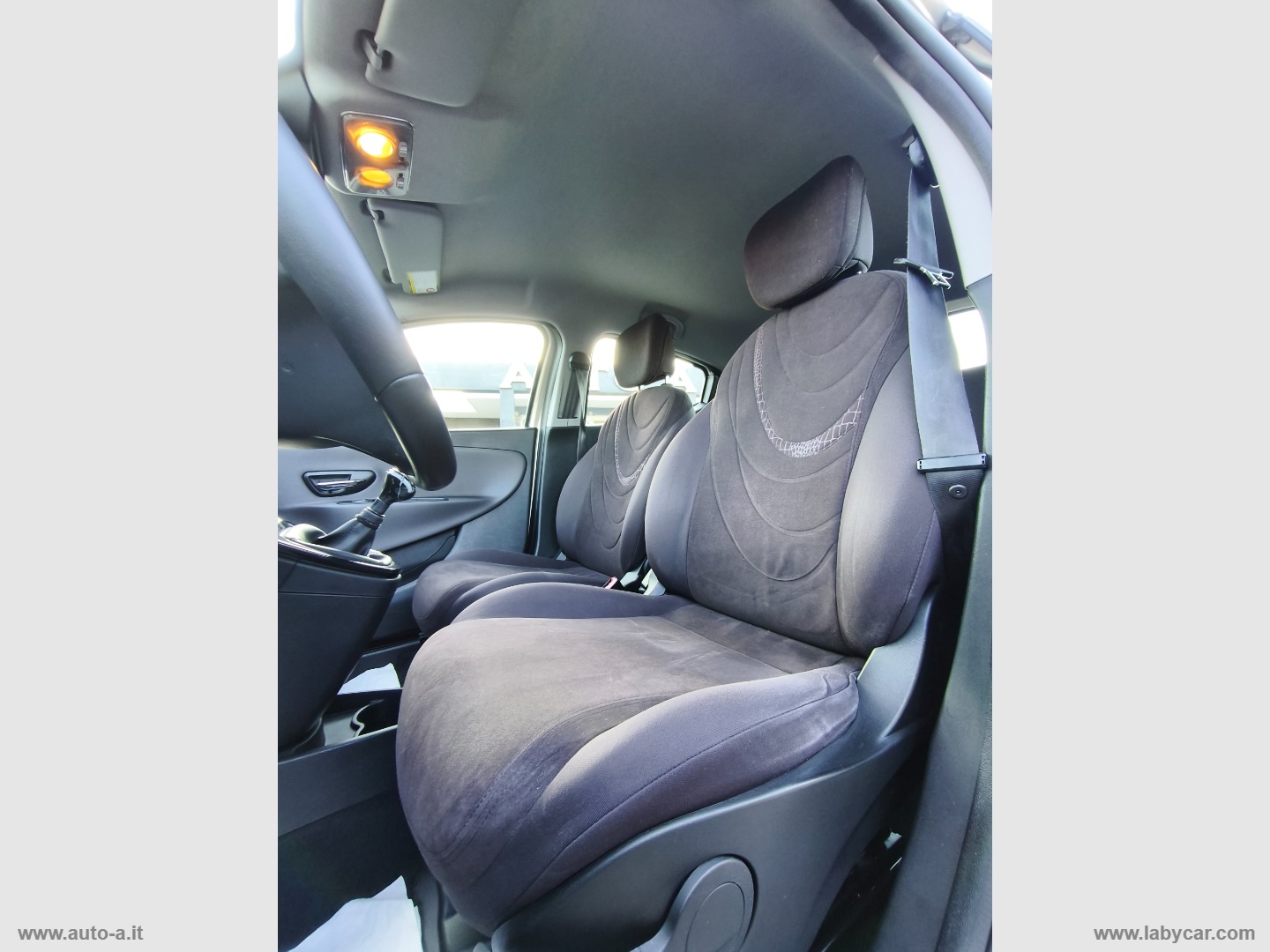 Ypsilon 1.3 MJT 95 CV 5p. S&S Platinum - immagine 14