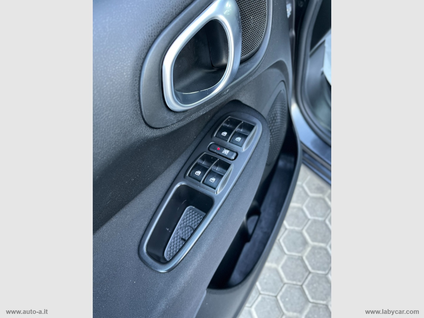 500L 1.4 T-Jet 120 CV GPL Pop Star - immagine 14