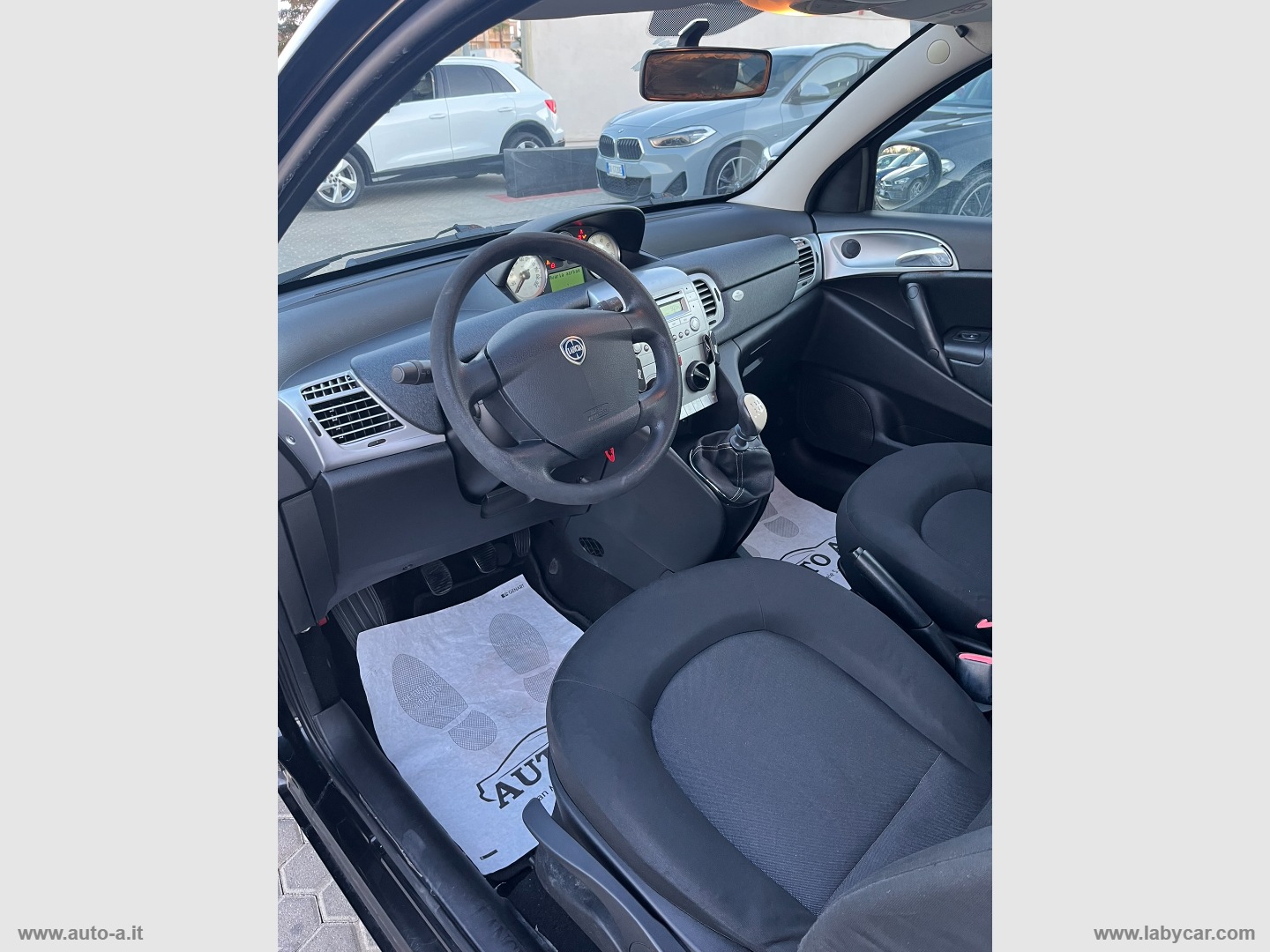 Ypsilon 1.2 69 CV Platinum - immagine 14