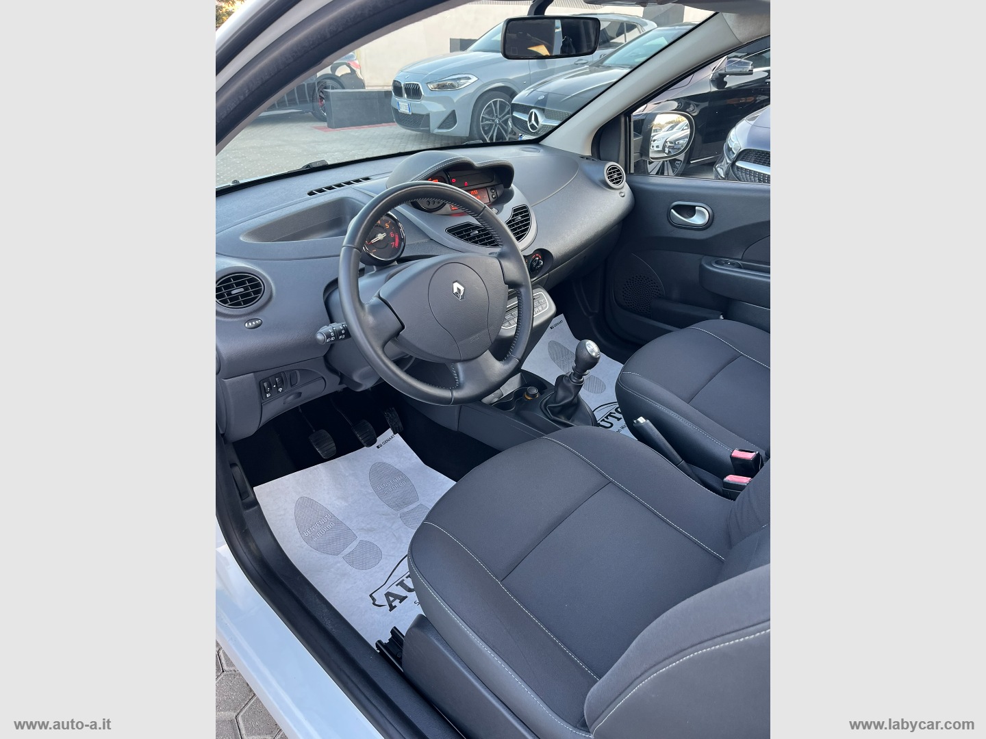 Twingo 1.2 Dynamique TETTO APRIBILE - immagine 14