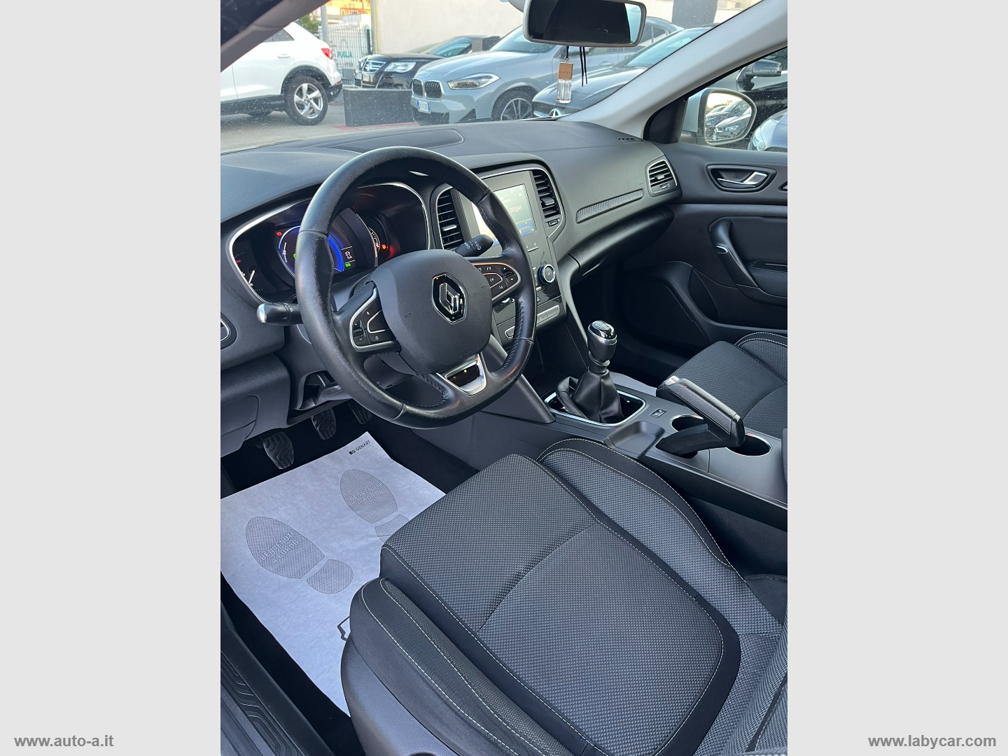 Mégane 1.5 dCi 115 CV Business - immagine 14