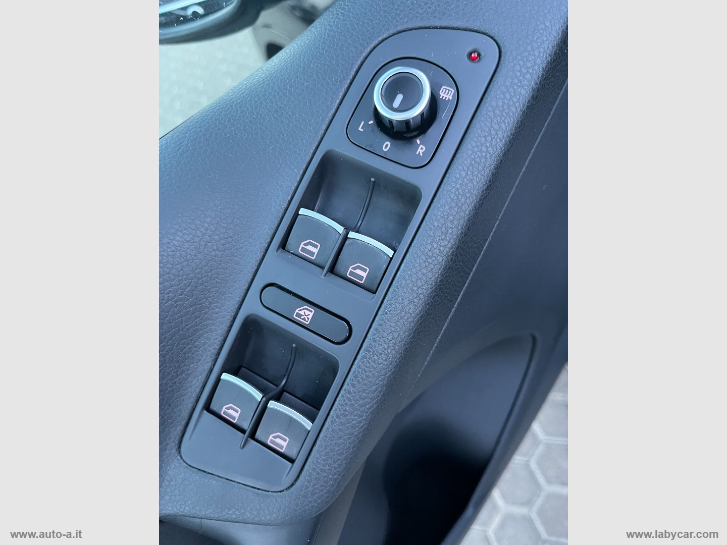 Tiguan 2.0 TDI 4MOTION Sport & Style - immagine 14