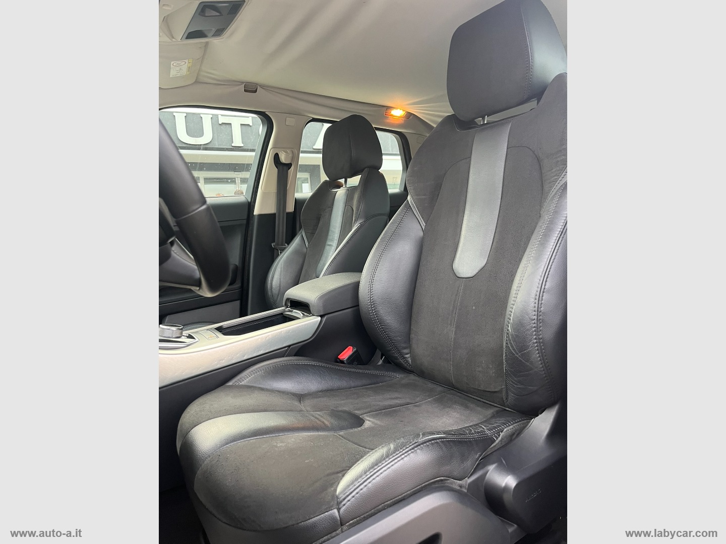 RR Evoque 2.2 TD4 5p. Prestige - immagine 14