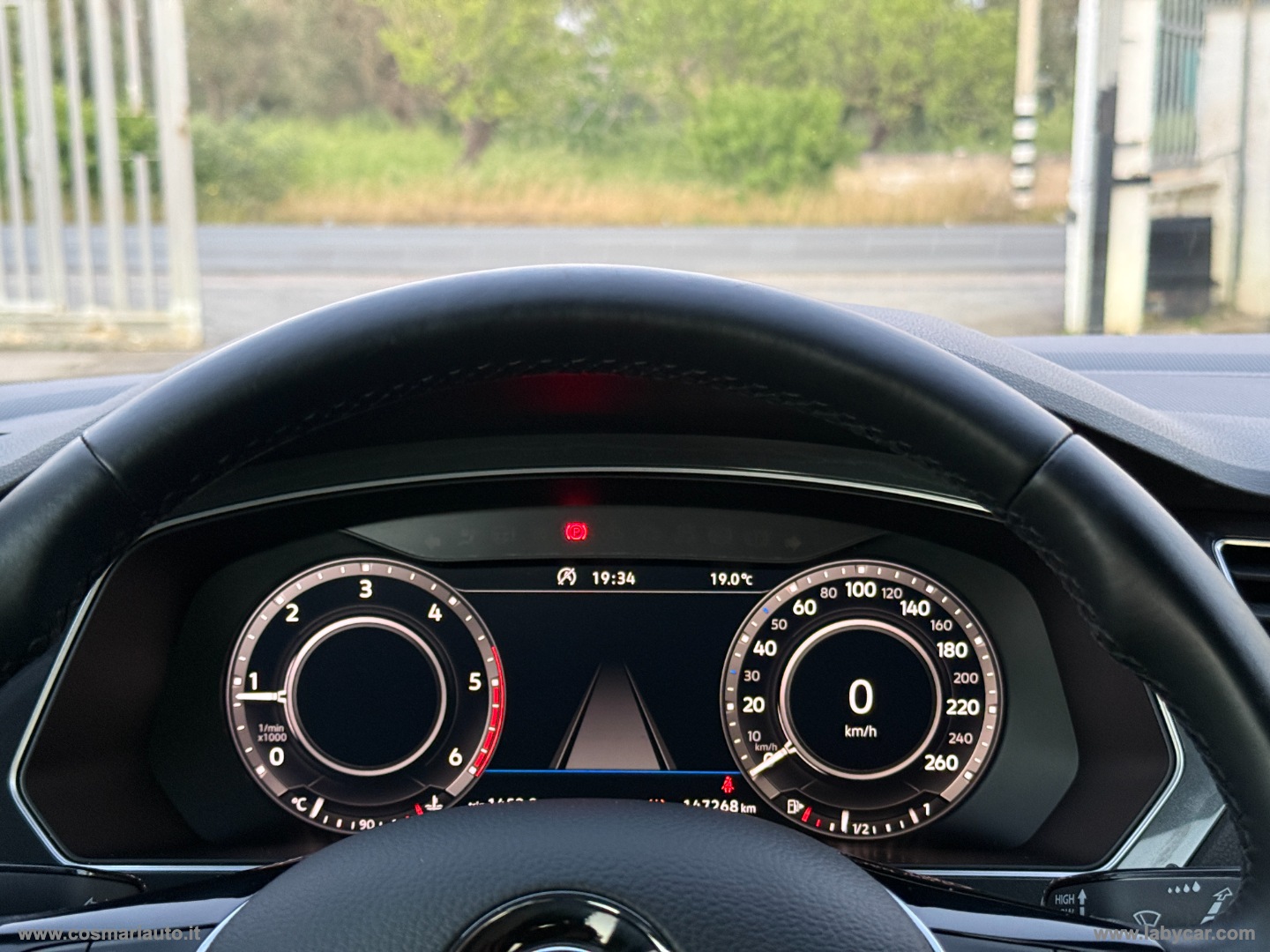 Tiguan 1.6 TDI R LINE EXTERIOR PACK - immagine 14