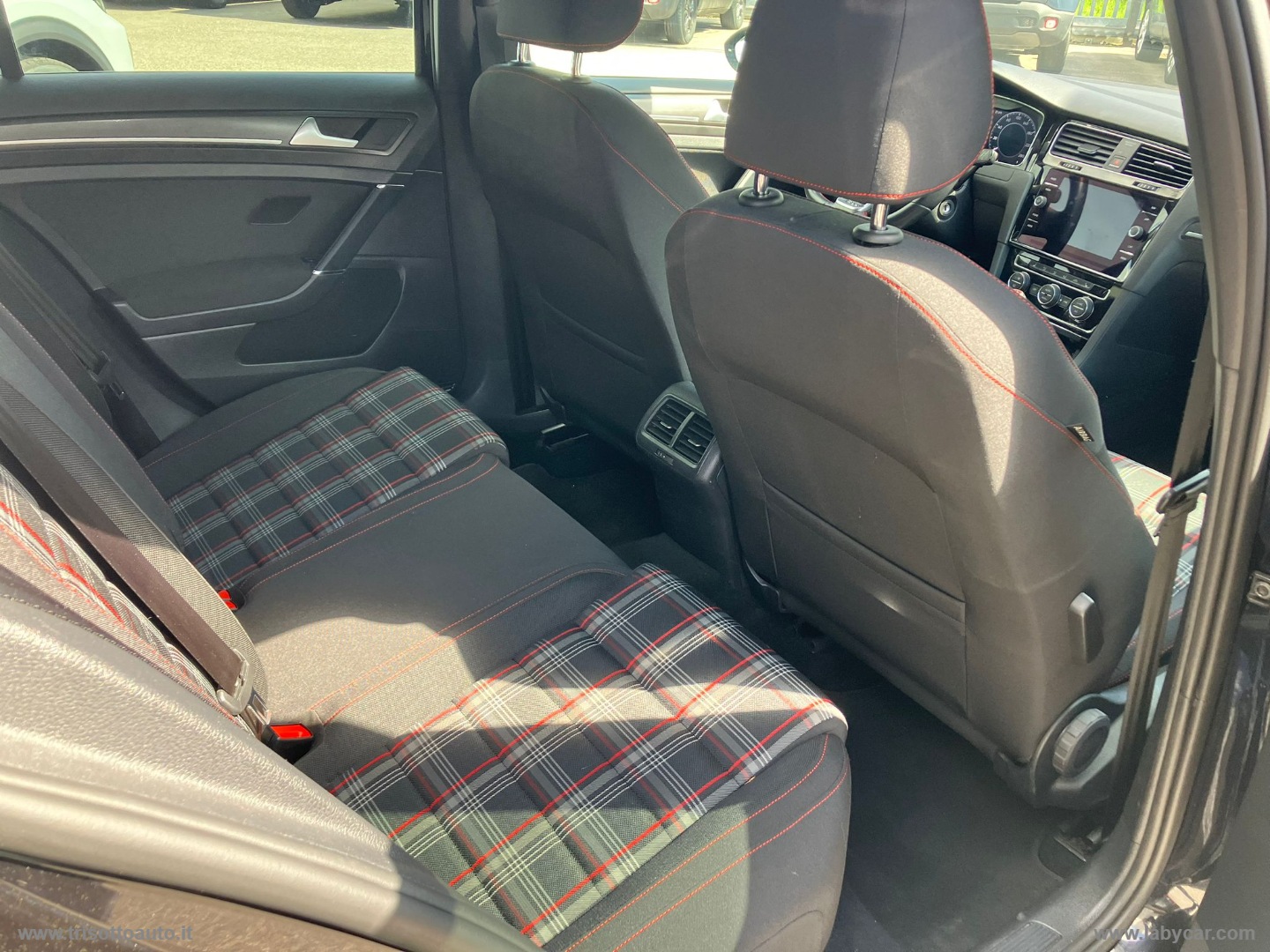 Golf GTI Perf. 2.0 245CV TSI 180KW - immagine 14