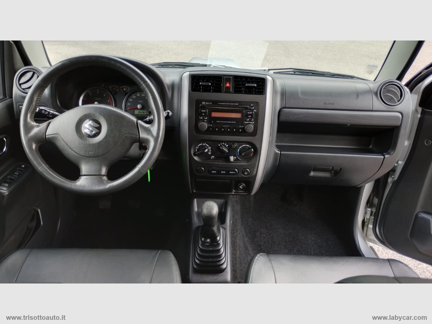 Jimny 1.5 DDiS 4WD JLX CON GANCIO TRAINO - immagine 14