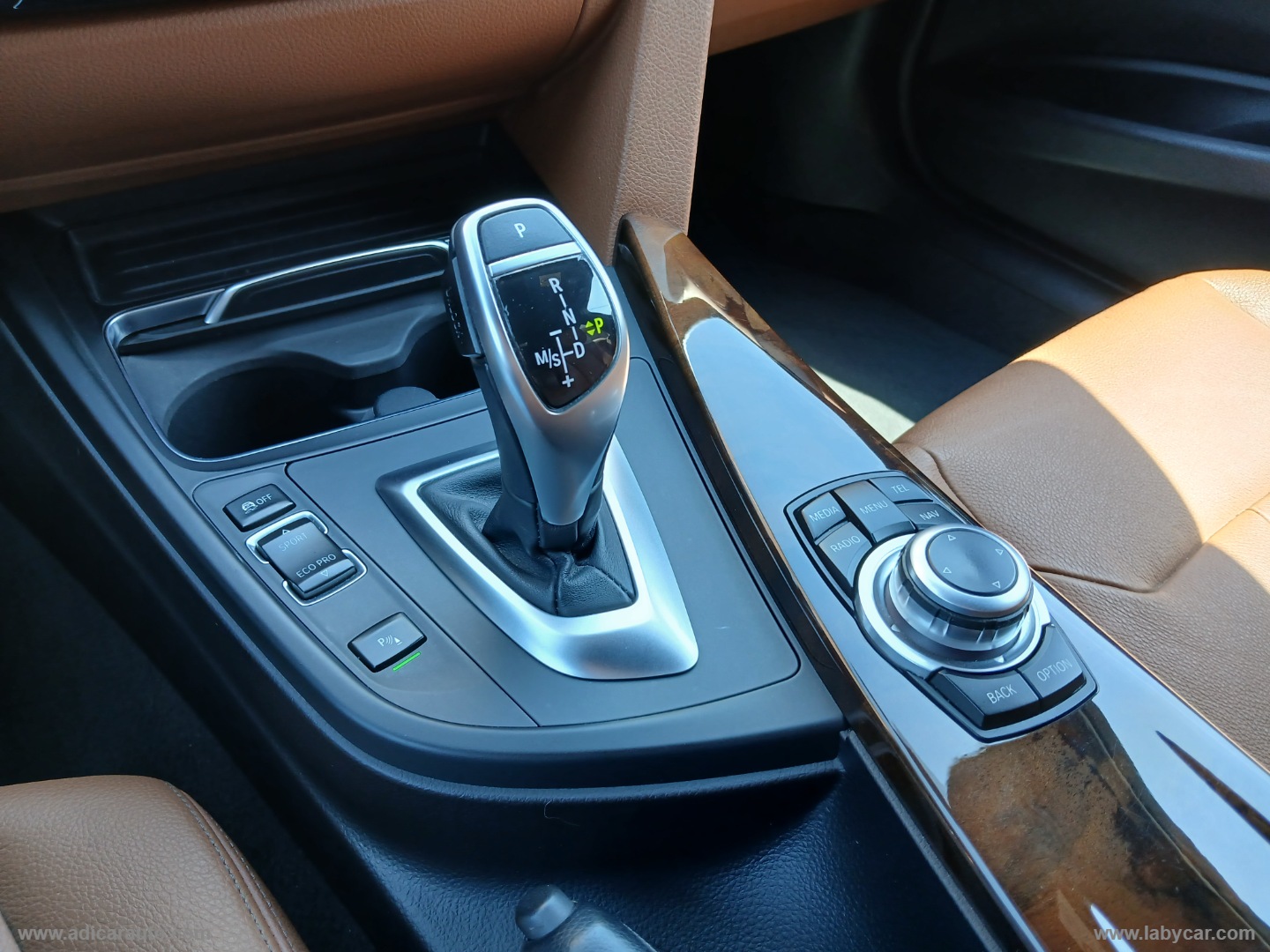320d xDrive Touring Luxury - immagine 14