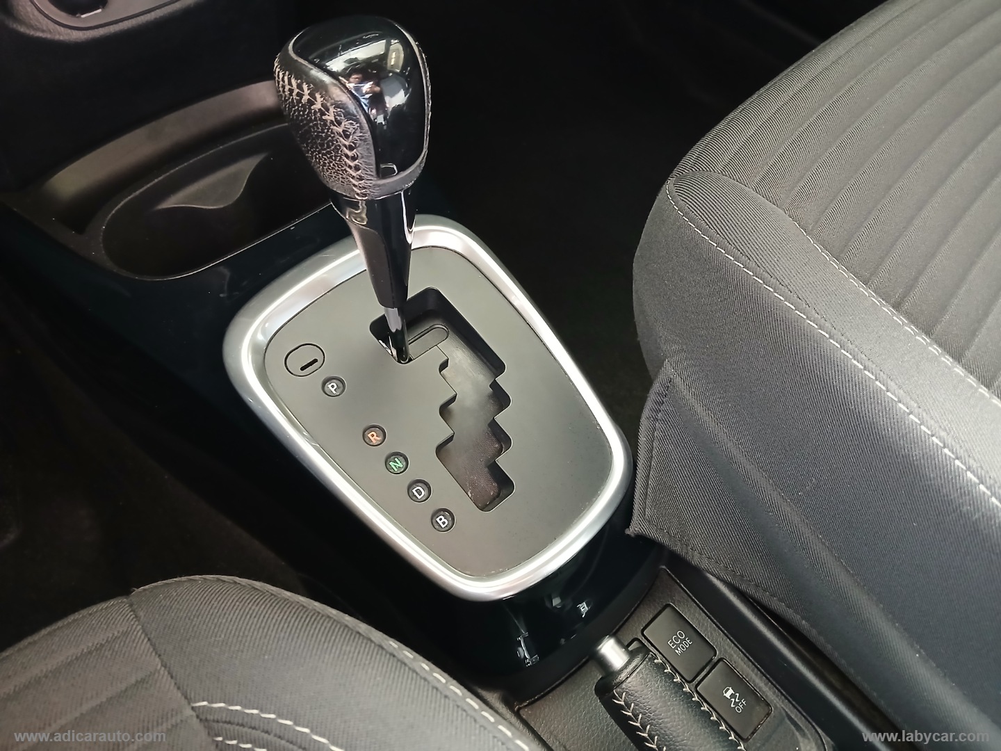 Yaris 1.5 Hybrid 5p. Trend White Ed. - immagine 14