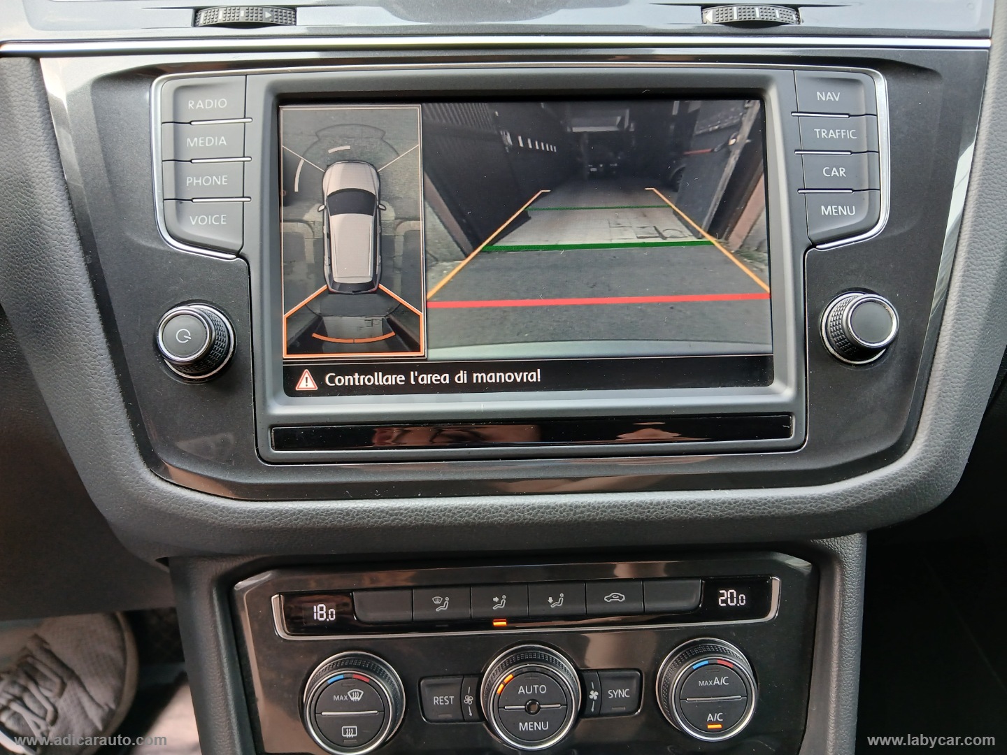 Tiguan 2.0 TDI DSG Executive BMT - immagine 14