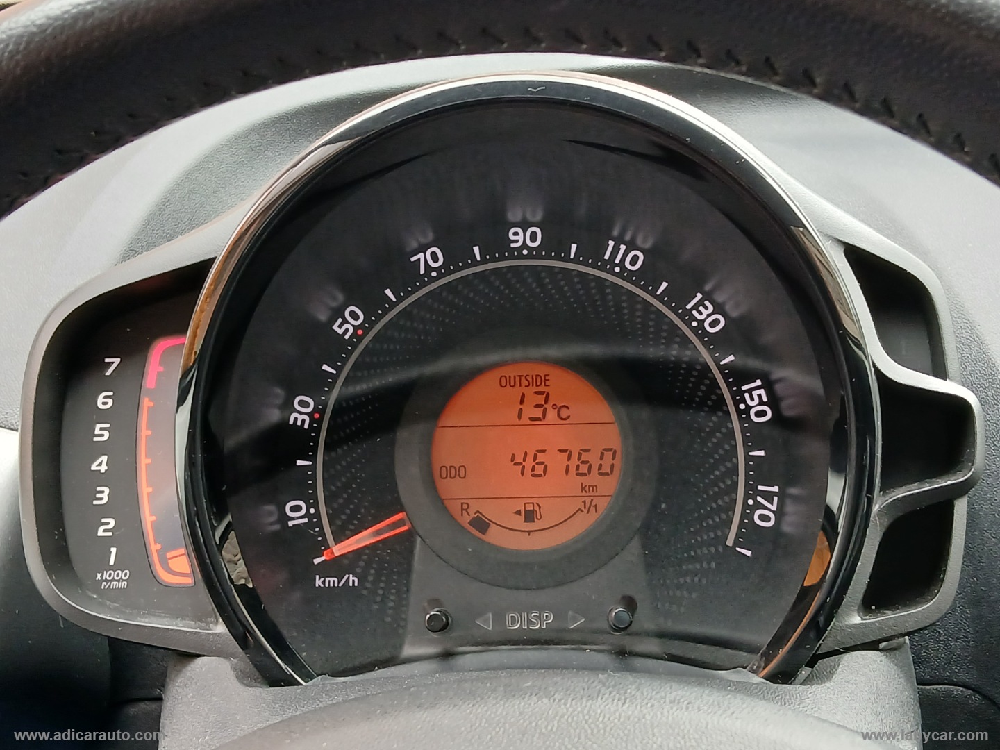 Aygo Connect 1.0 VVT-i 72 CV 5p. x-cool - immagine 14