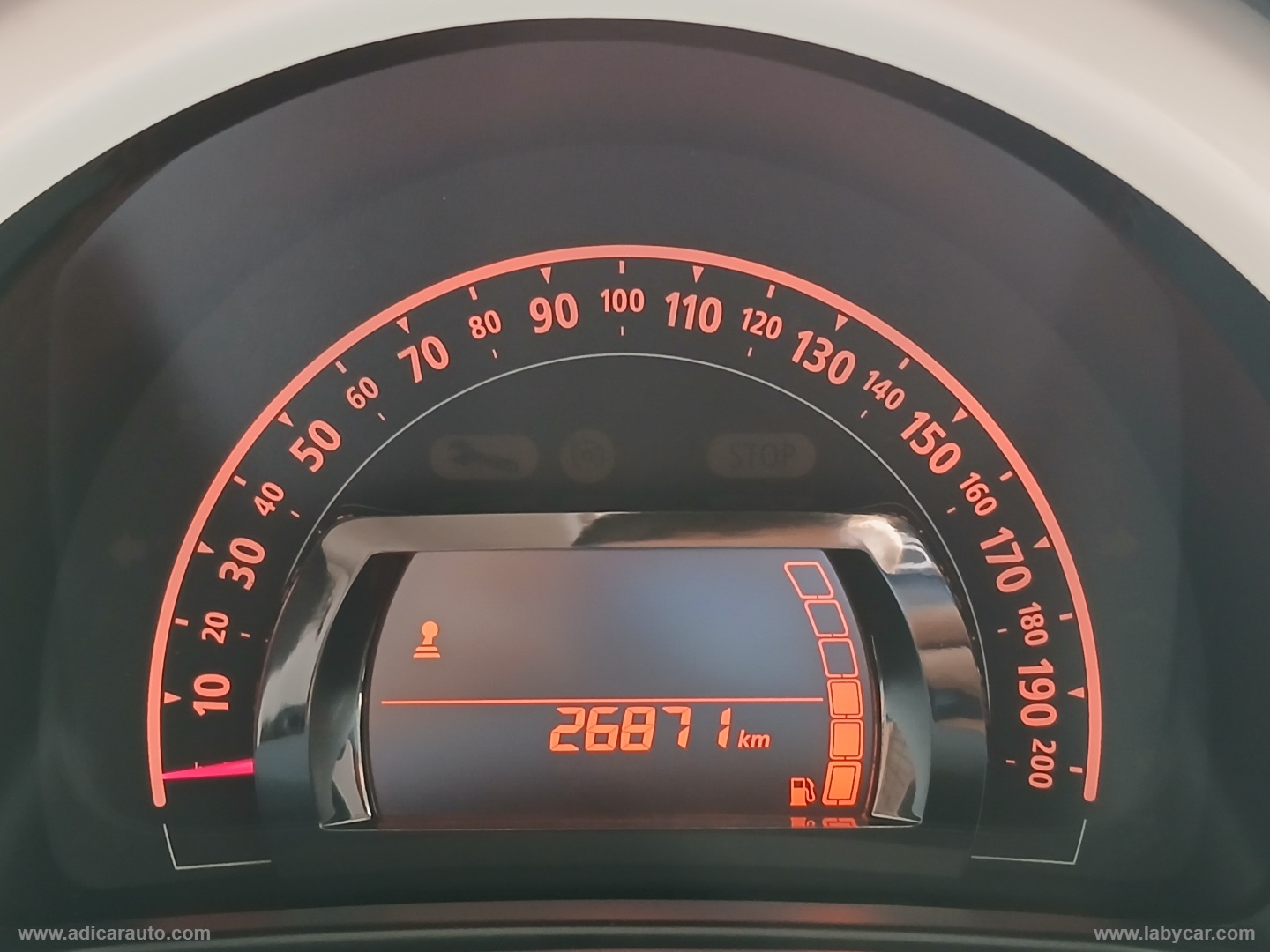 Twingo TCe 90 CV S&S - immagine 14