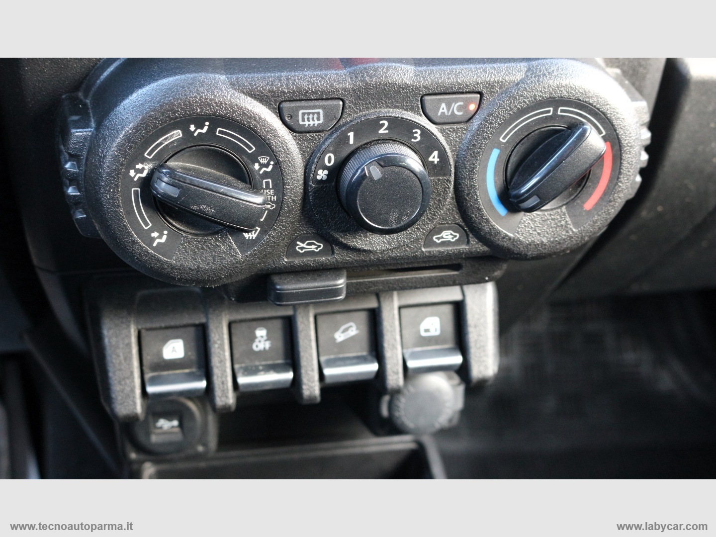 Jimny 1.5 5MT PRO - immagine 14