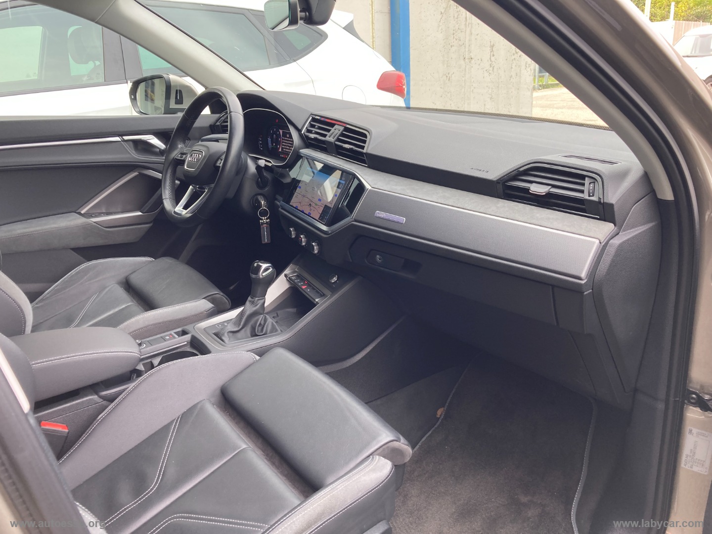 Q3 SPB 35 TDI quattro S tr. S line ed. - immagine 14