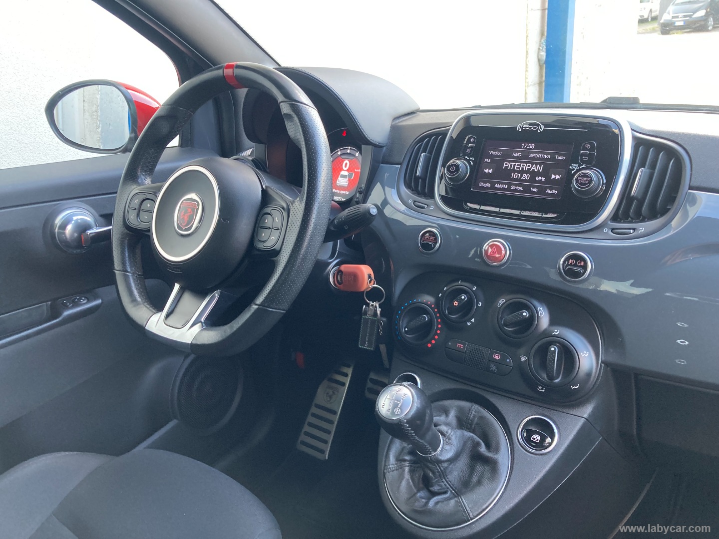 595 1.4 Turbo T-Jet 145 CV - immagine 14