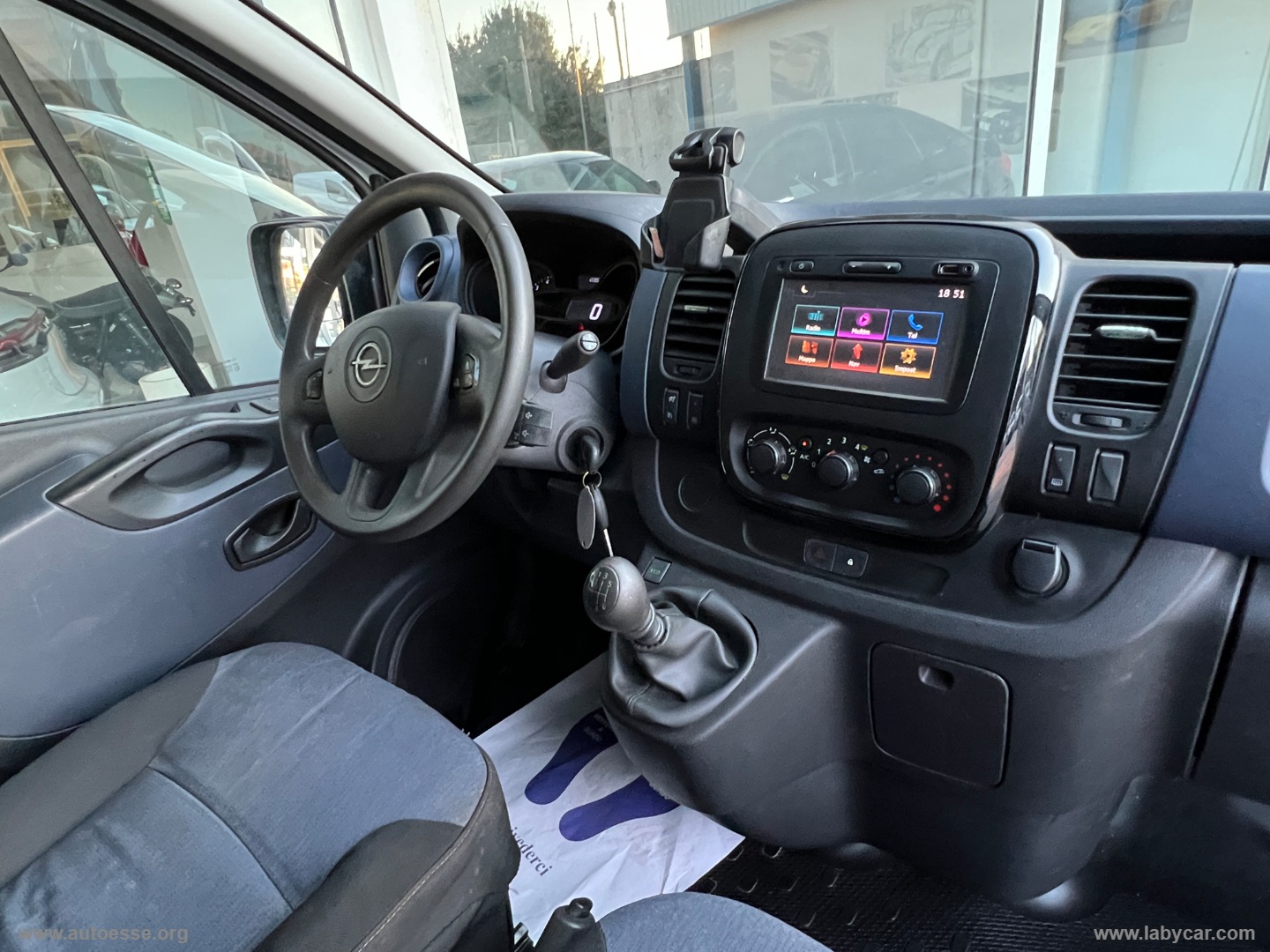 Vivaro 29 1.6 BiT. Ed. PASSO LUNGO - immagine 14