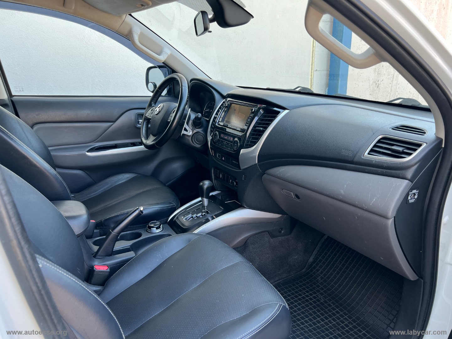 Fullback 2.4 180CV D.C. Aut. LOOK MITSUBISHI - immagine 14