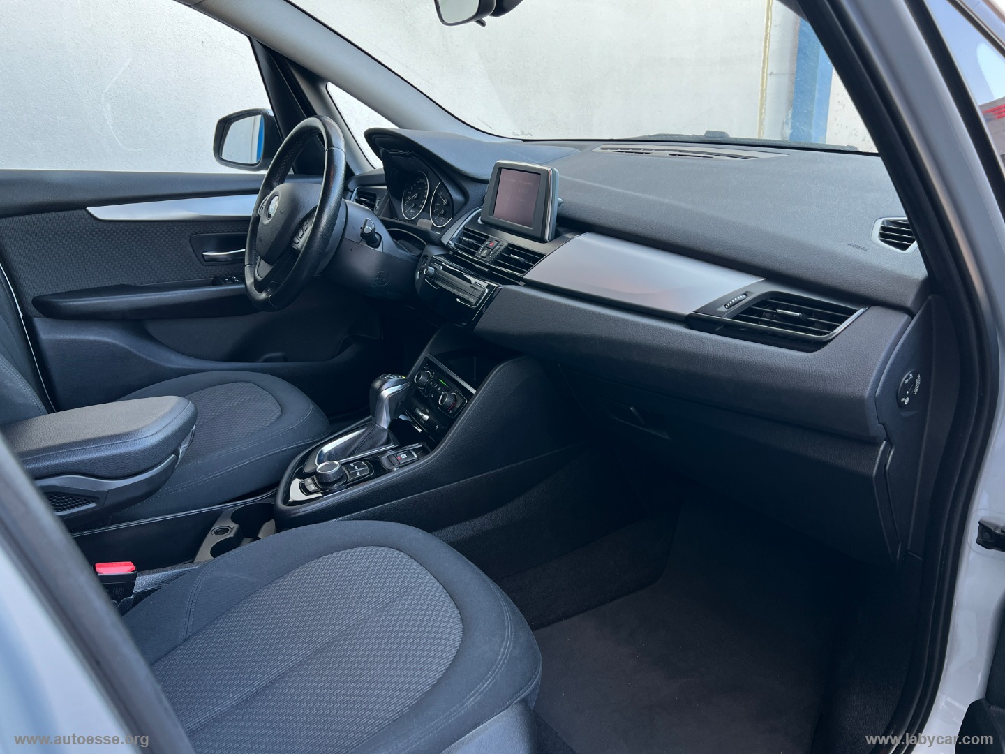 218d Active Tourer Advantage AUT. - immagine 14