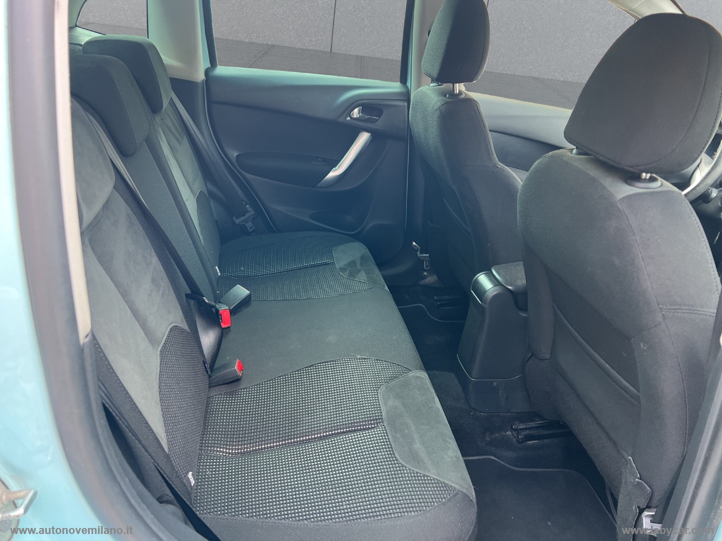 C3 1.4 Exclusive Style Eco Energy G UNICOPROPRIETARIO GPL BENZINA - immagine 14