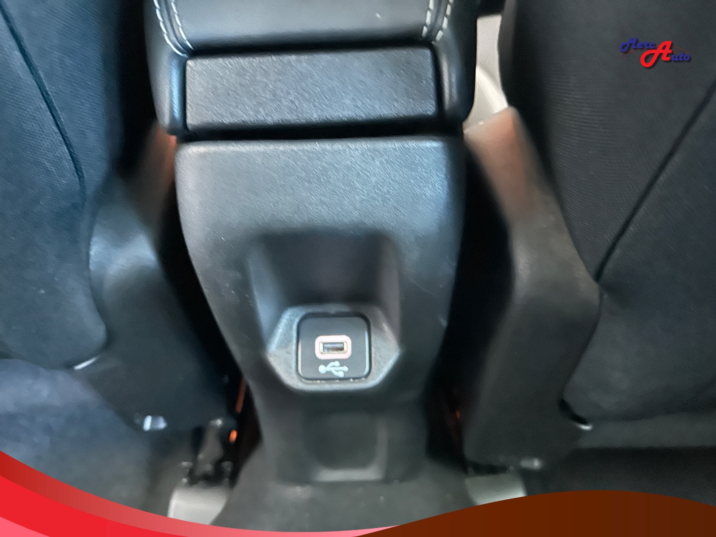 Renegade 1.6 Mjt 130CV Limited - immagine 14