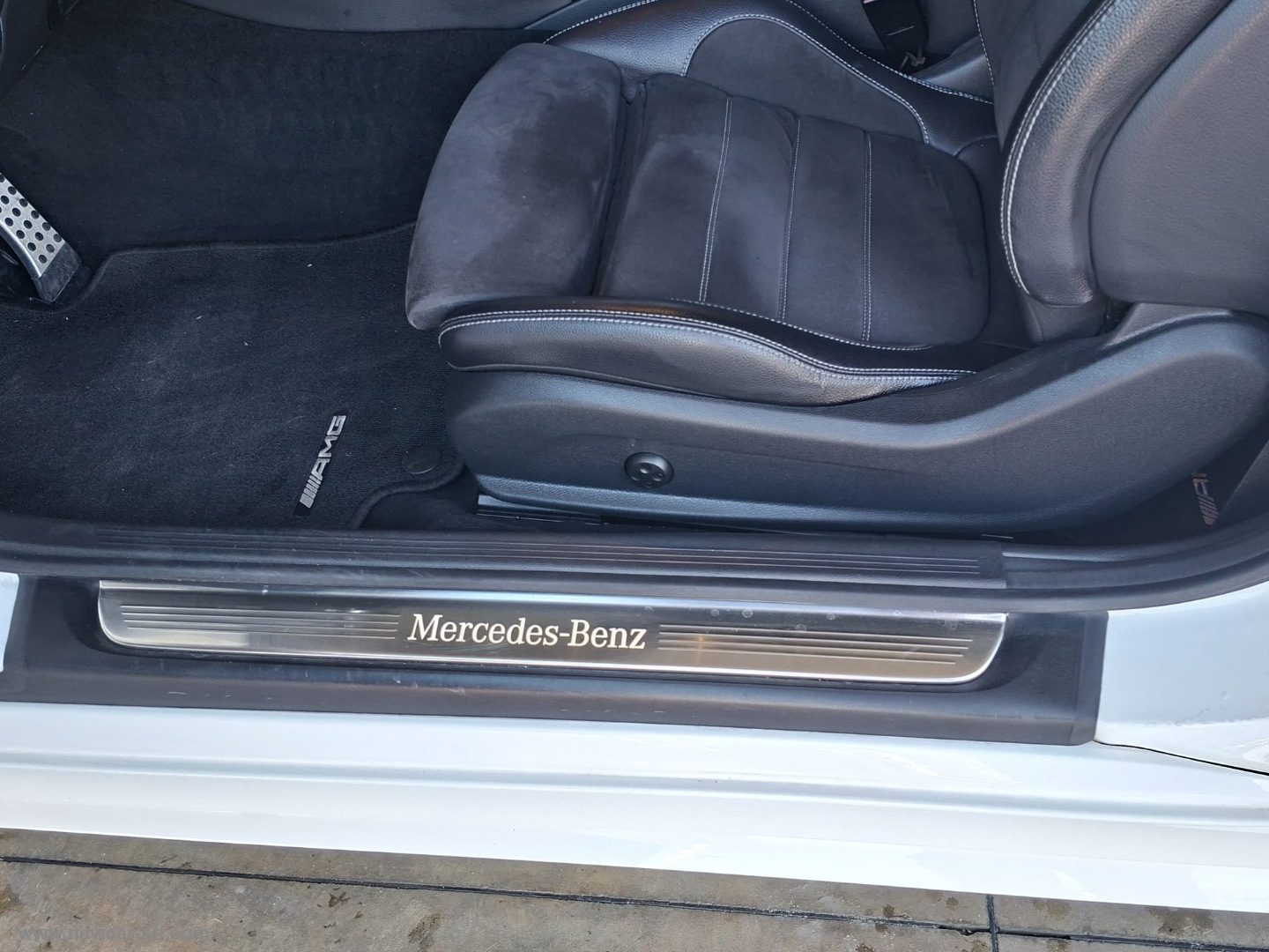 C 220 d Auto Cabrio Premium - immagine 14