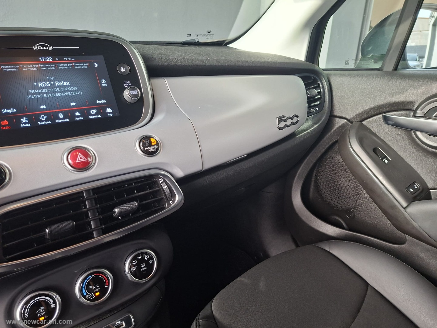 500X 1.0 T3 120 CV Connect - immagine 14